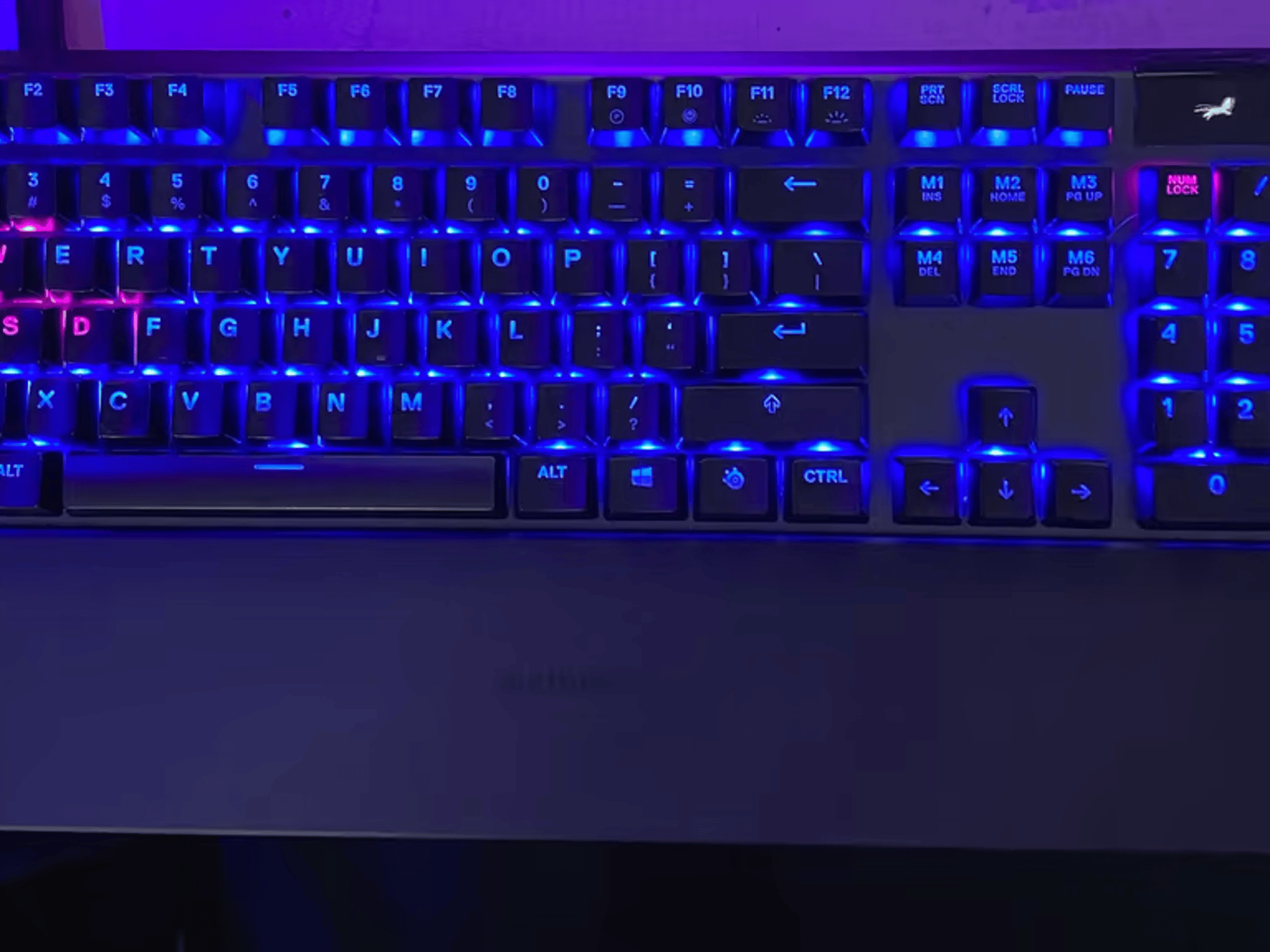 SteelSeries Apex 5 Gaming Mechanical Keyboard