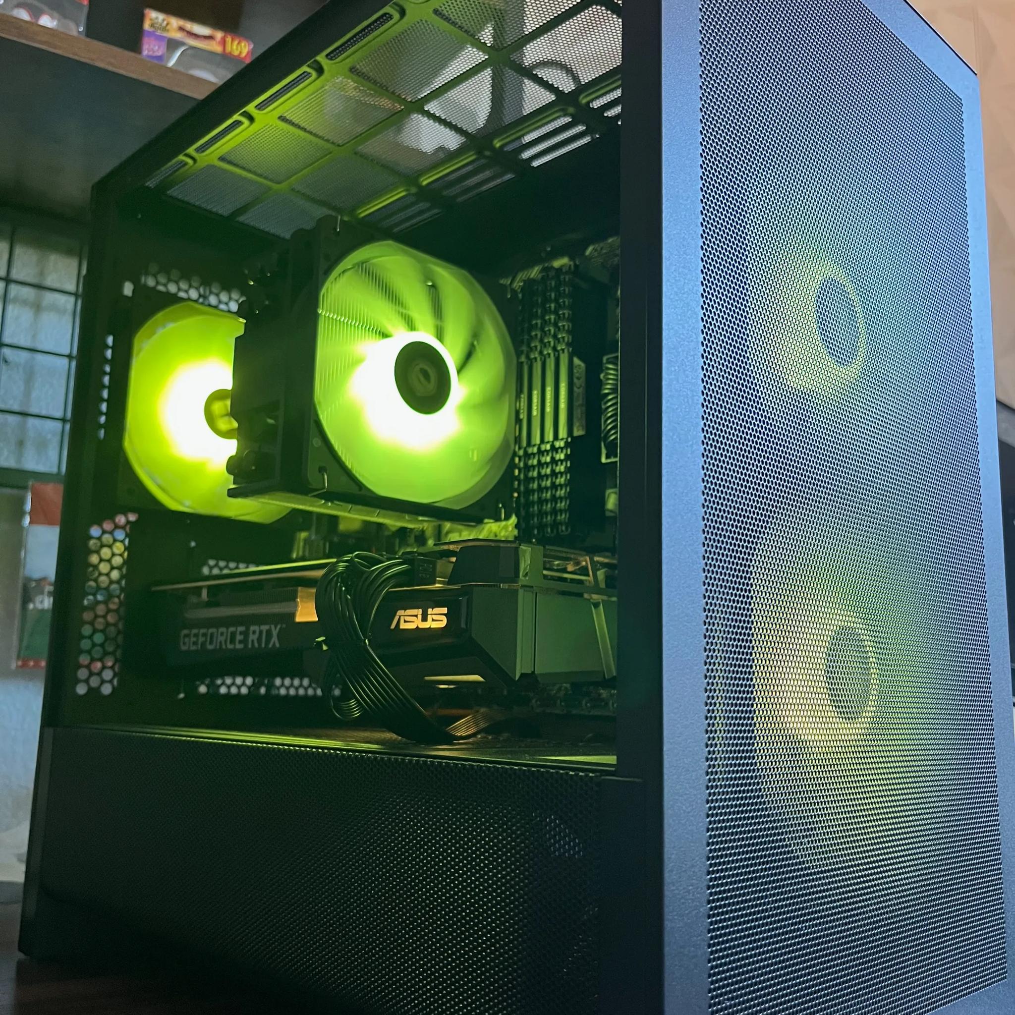 ❗️SALE❗️| All Black | 1080p | Mid-Range Gaming PC | 3070 OC | Ryzen 5 5800XT | 32GB RAM | 1TB SSD