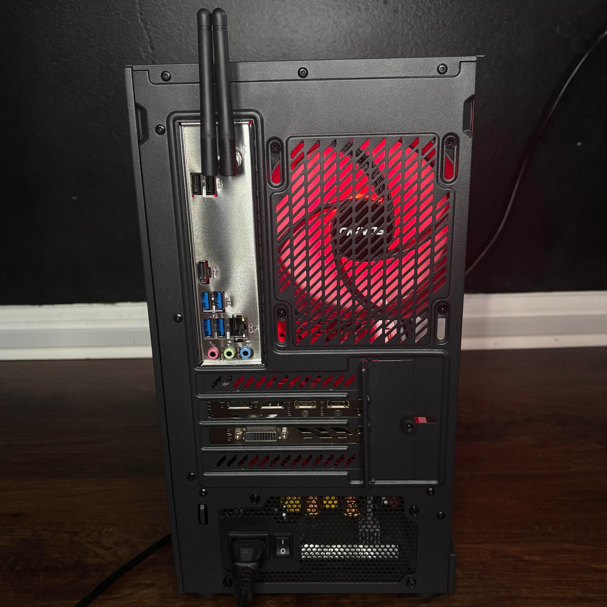 Red Gaming PC (GTX 1080 Ti 11GB + AMD Ryzen 5 3600 + 16GB DDR4 + SSD + HDD)