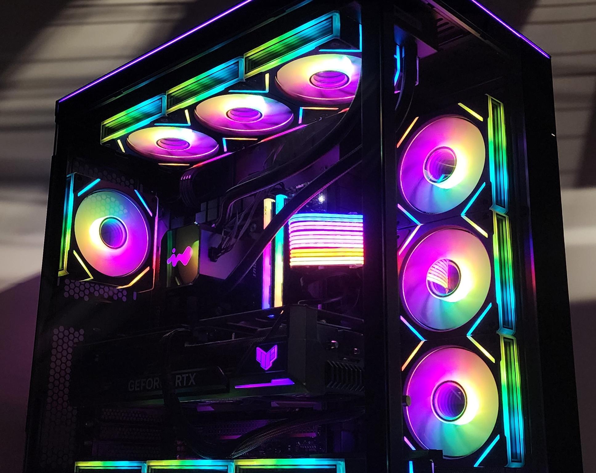 Gaming PC Ryzen 7 9800X3D 32GB RAM 2TB SSD RTX 4080 SUPER 16GB Win11 Computer
