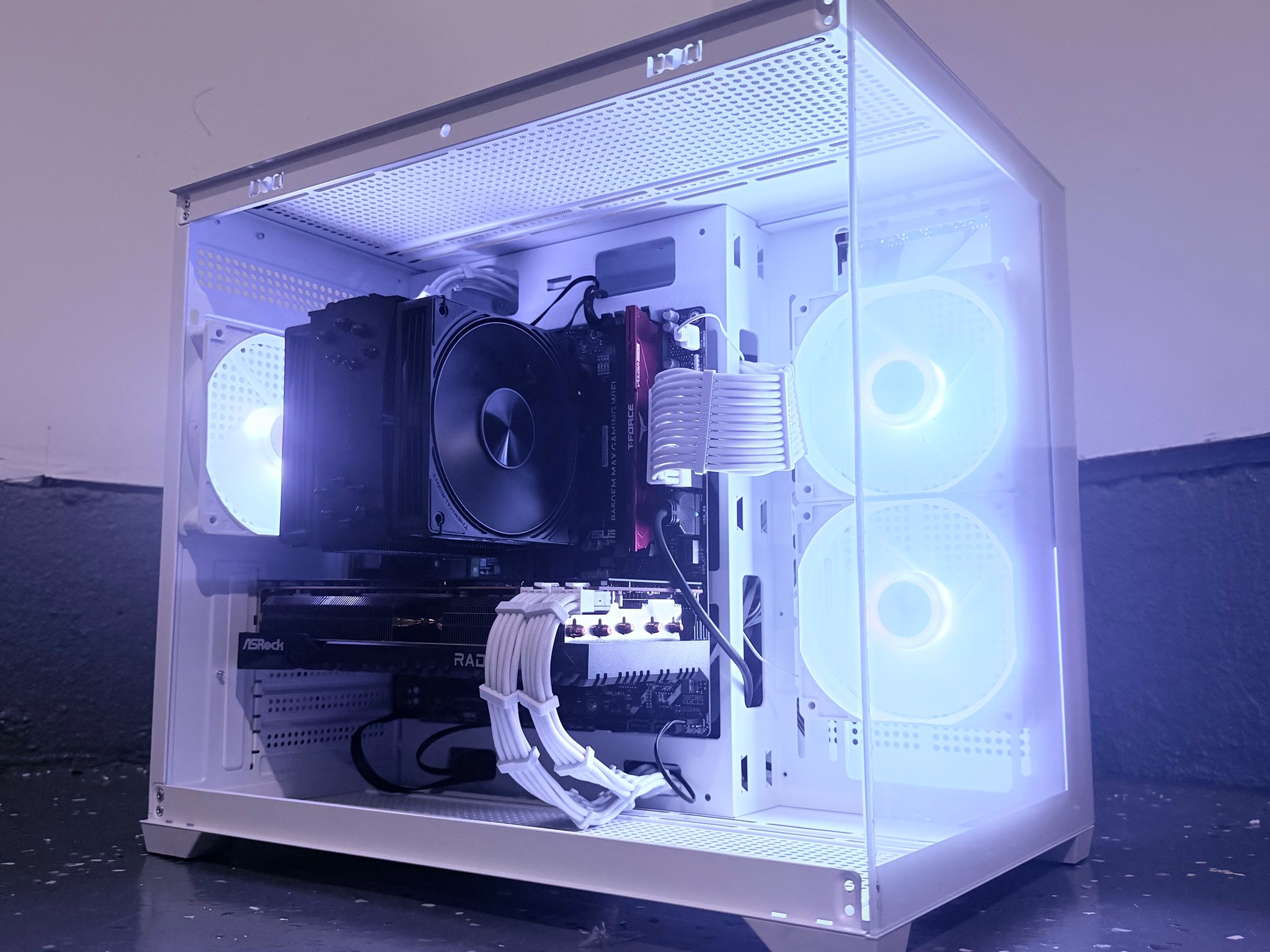 🌈"Glacial Shadow"⚪️ | 1440p Gaming | RX 7700 16GB | Ryzen 7 8700F | 16GB DDR5 | 1TB SSD | Free Ship