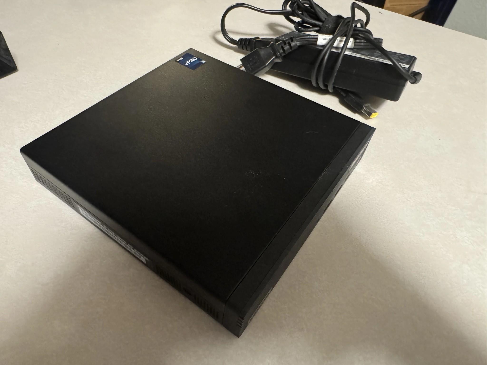 Lenovo Thinkcentre M80q Gen 3 Mini Desktop