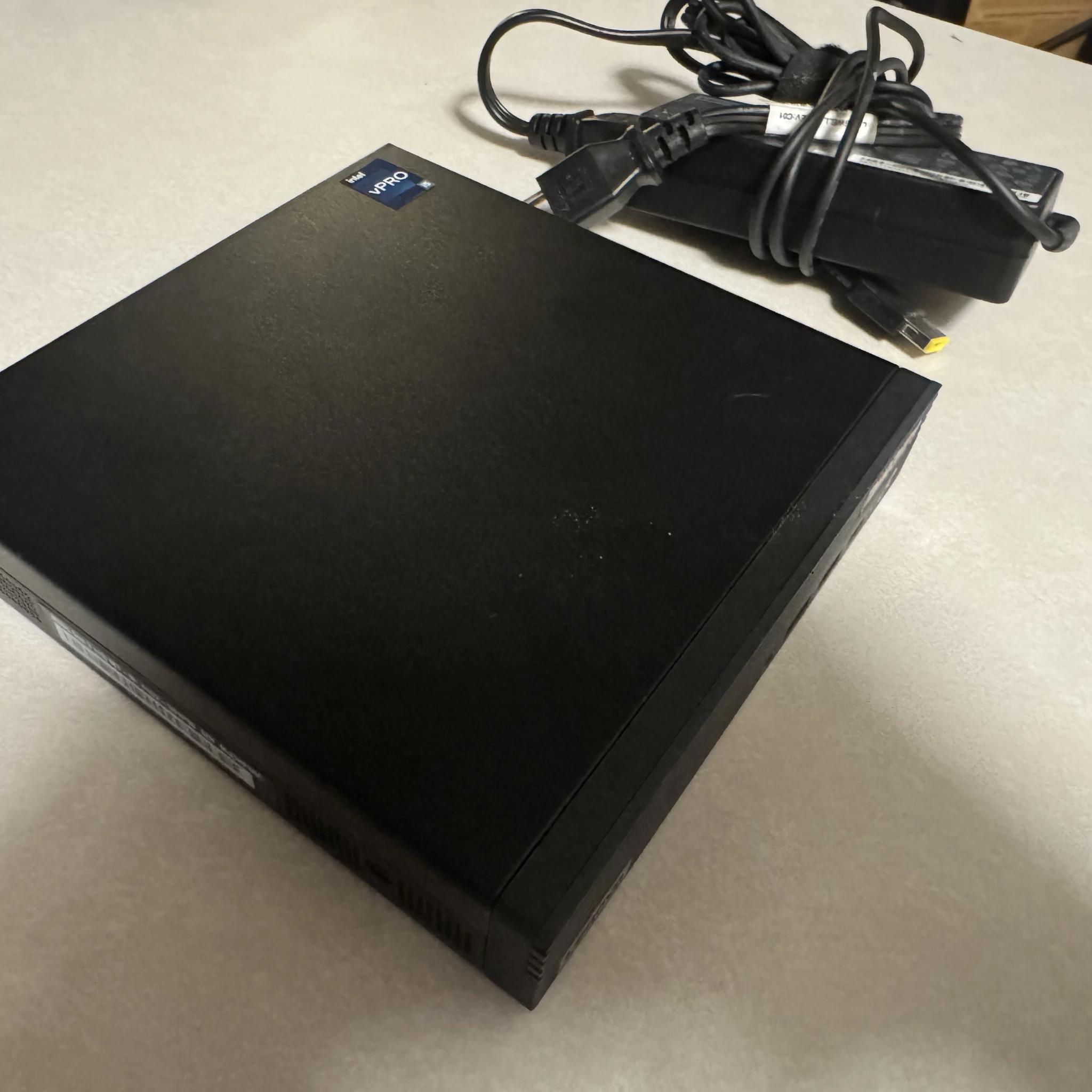 Lenovo Thinkcentre M80q Gen 3 Mini Desktop