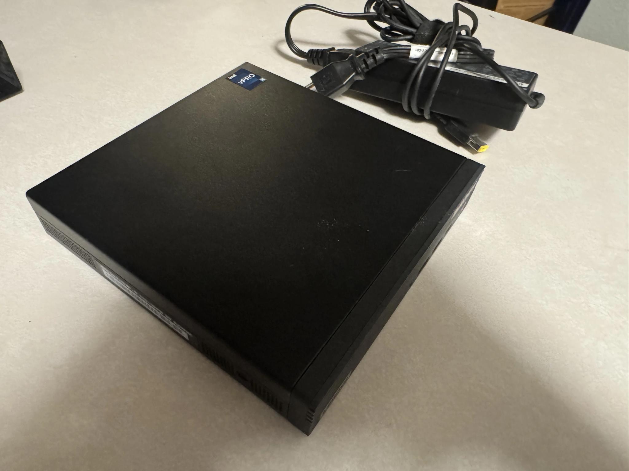 Lenovo Thinkcentre M80q Gen 3 Mini Desktop
