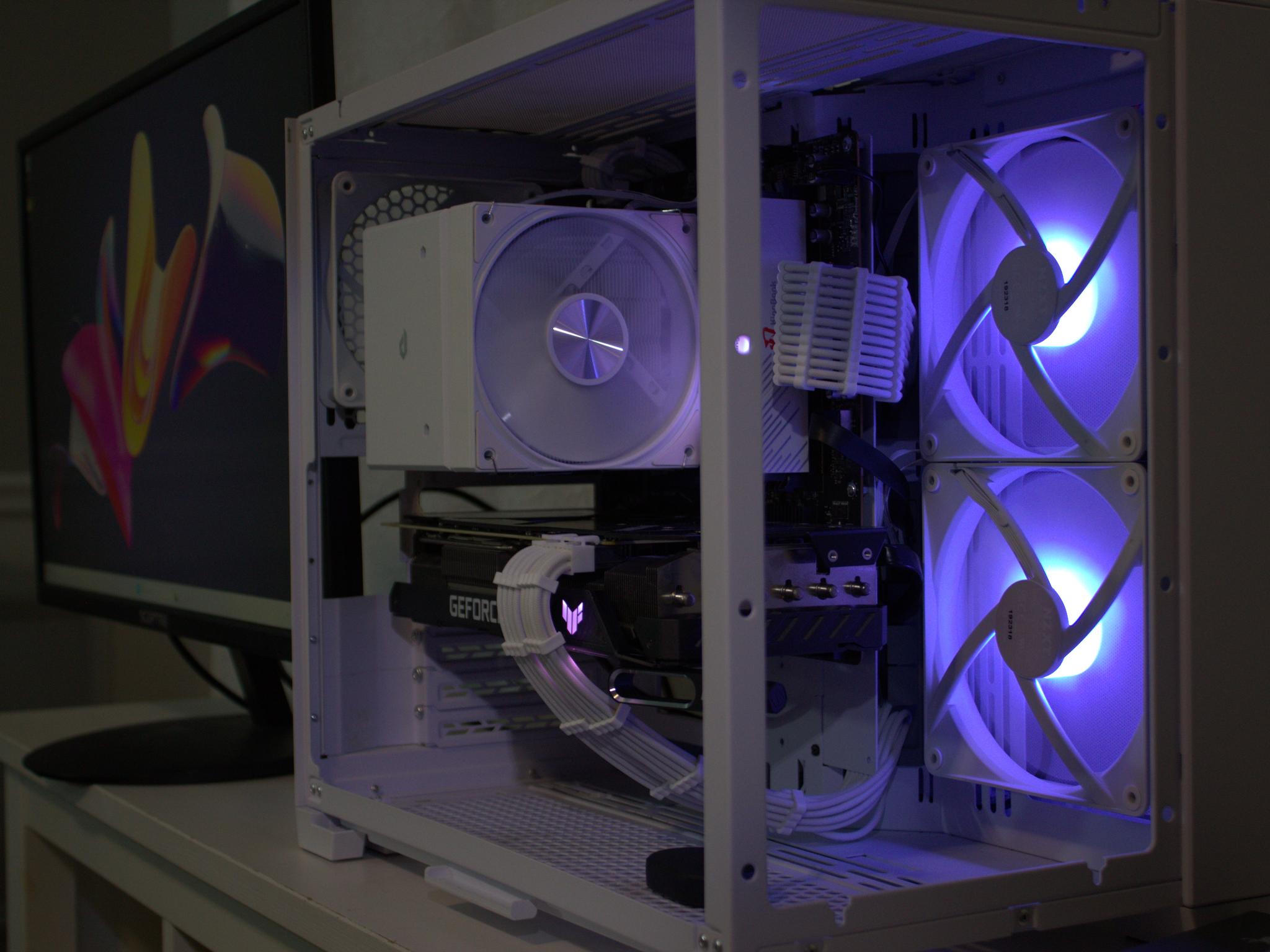 O11 Mini Snow Build | R7 7700x + Asus Tuf 3080 10GB
