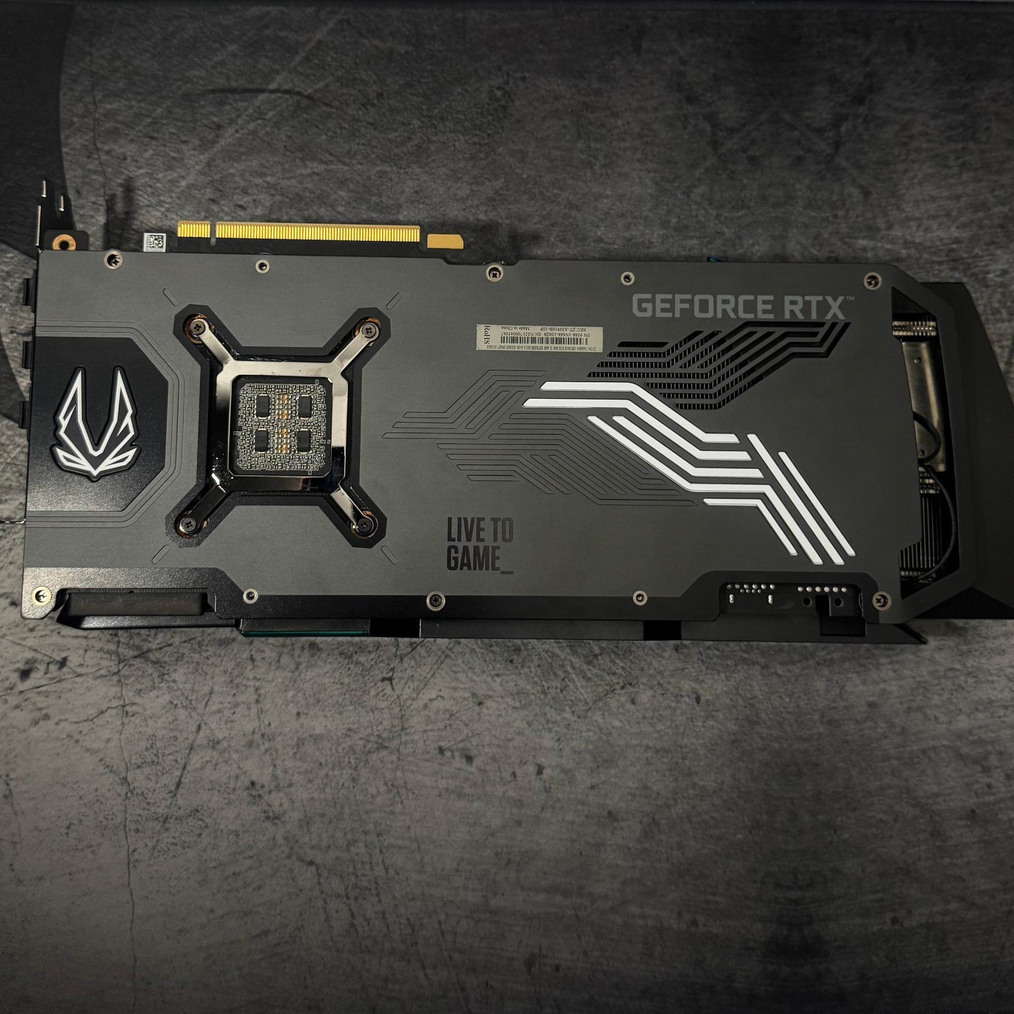 ZOTAC AMP Extreme Holo GeForce RTX 3090 Ti