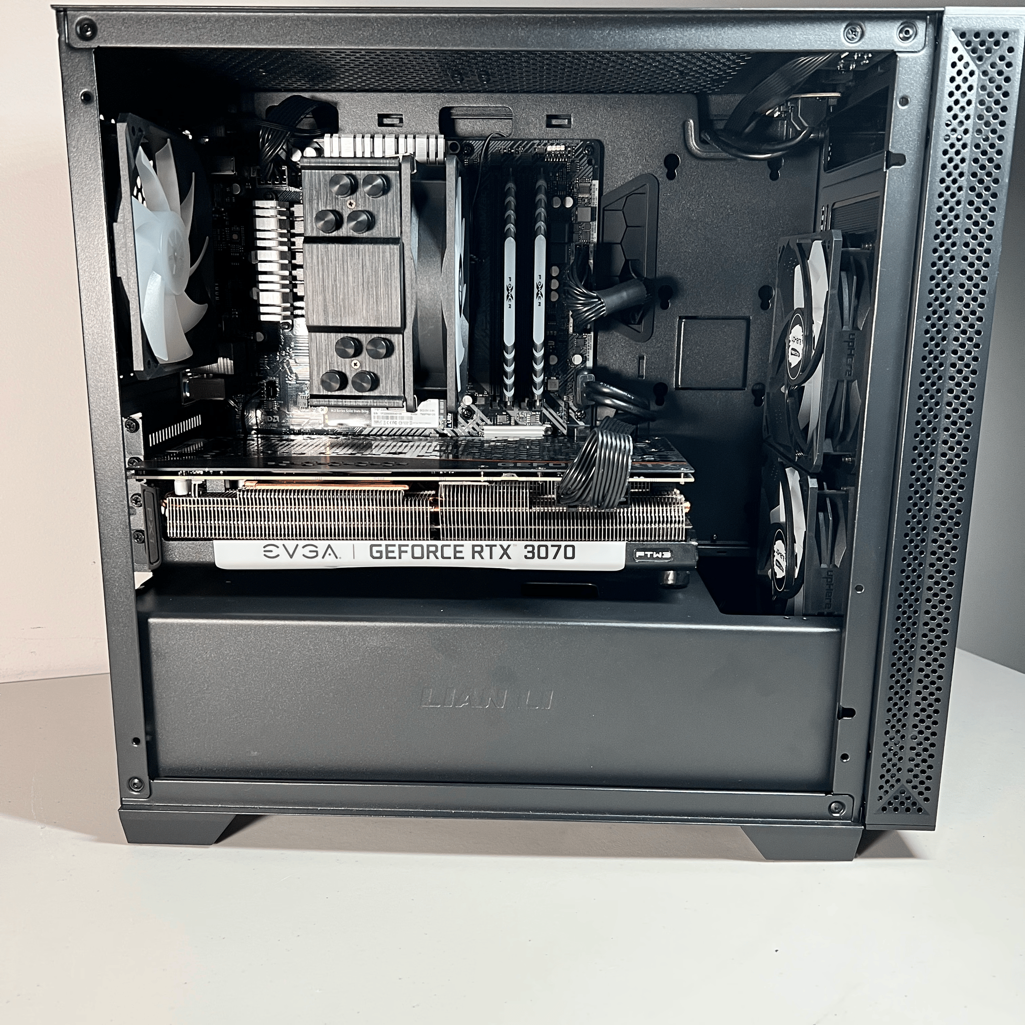 Ryzen 5 5600X | RTX 3070 FTW3 Gaming PC