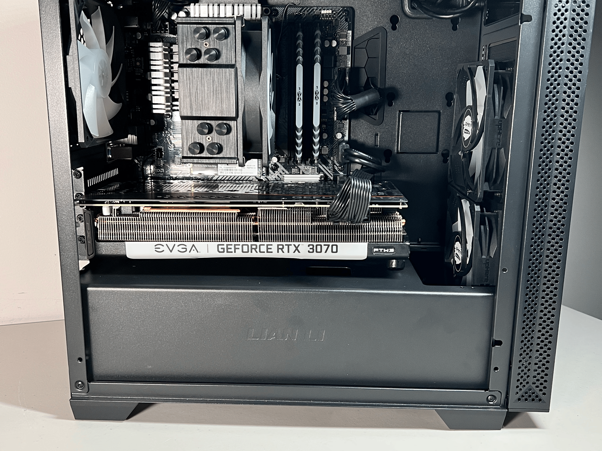 Ryzen 5 5600X | RTX 3070 FTW3 Gaming PC