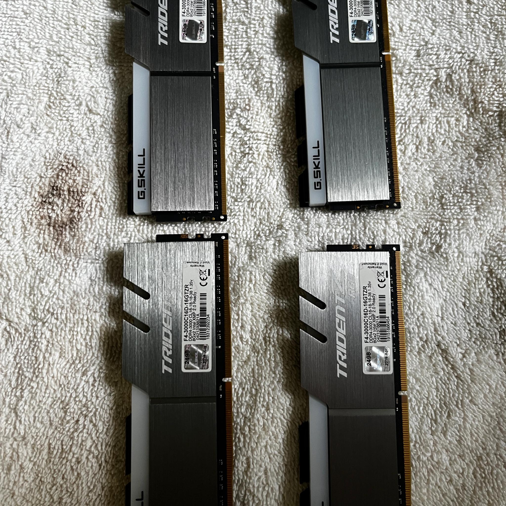 G. SKILL Trident Z RGB 32GB (4 x 8GB) PC4-24000 (DDR4-3000) Memory