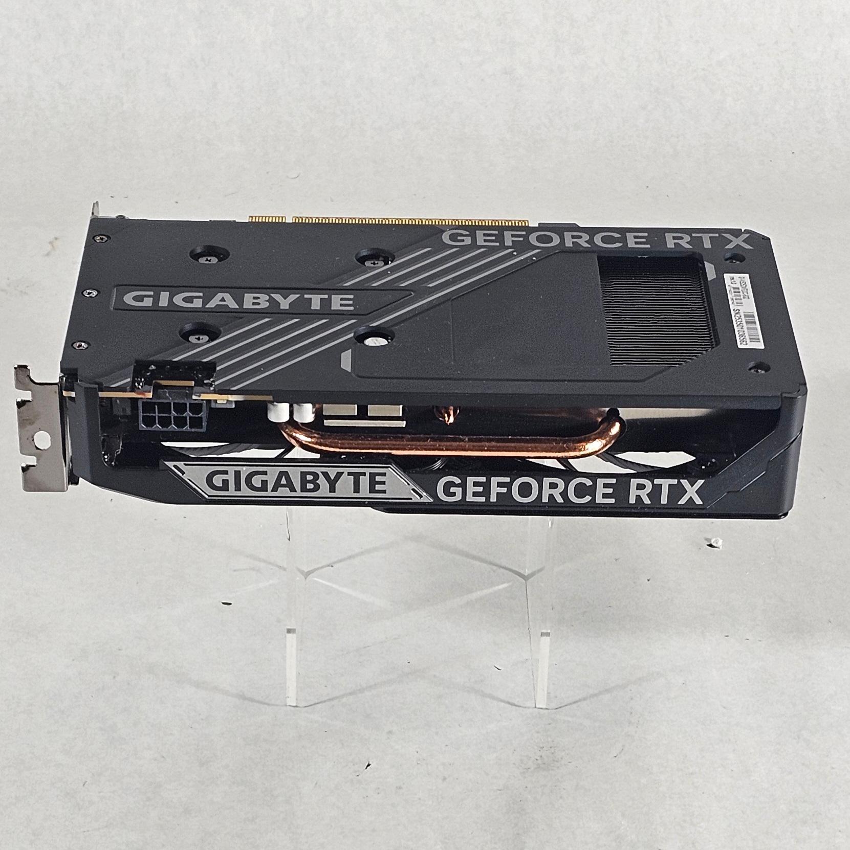 RTX 5050 Gigabyte 8GB