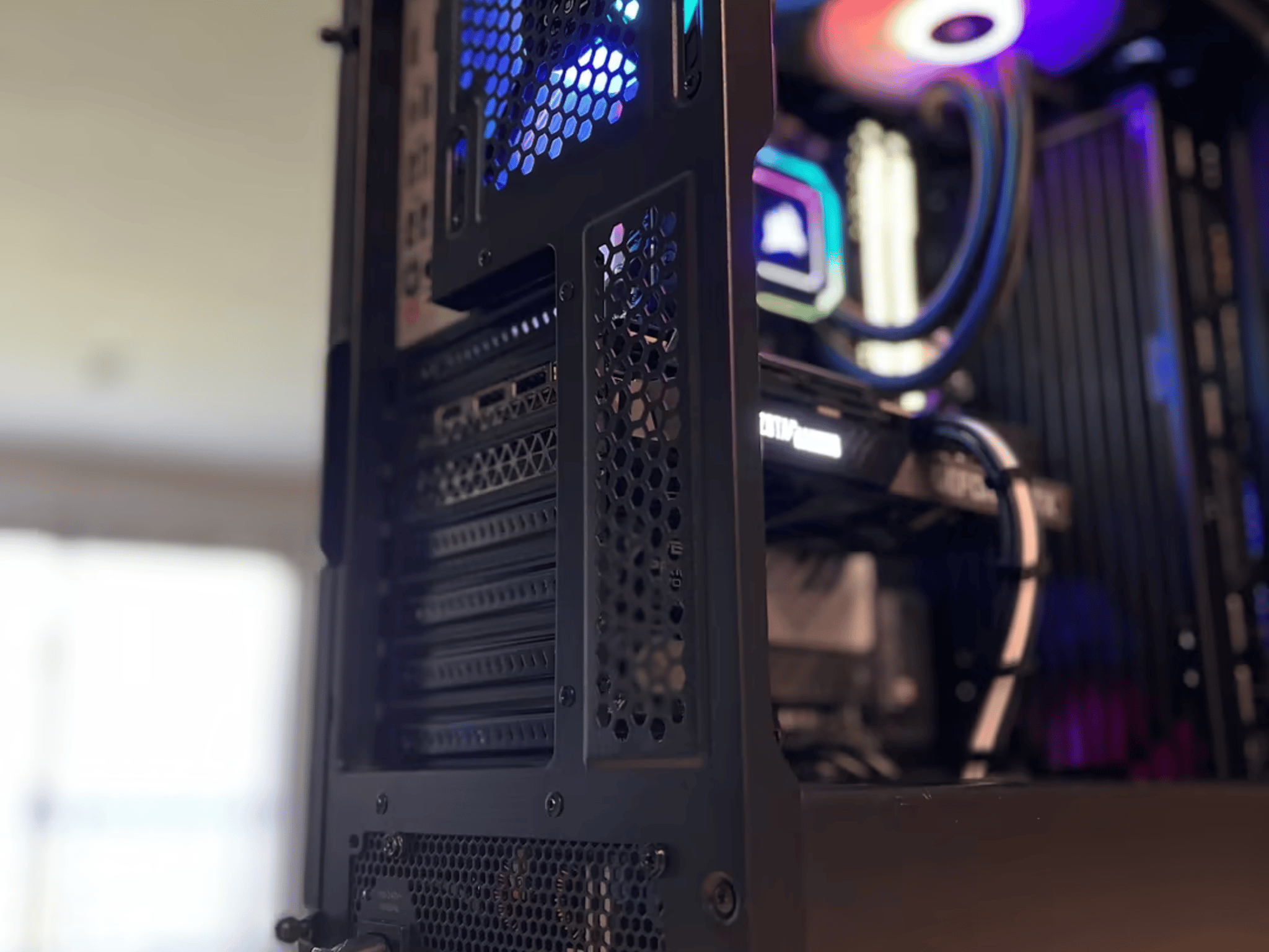 Ryzen 7 3700x and RTX 3060ti Custom Corsair Build