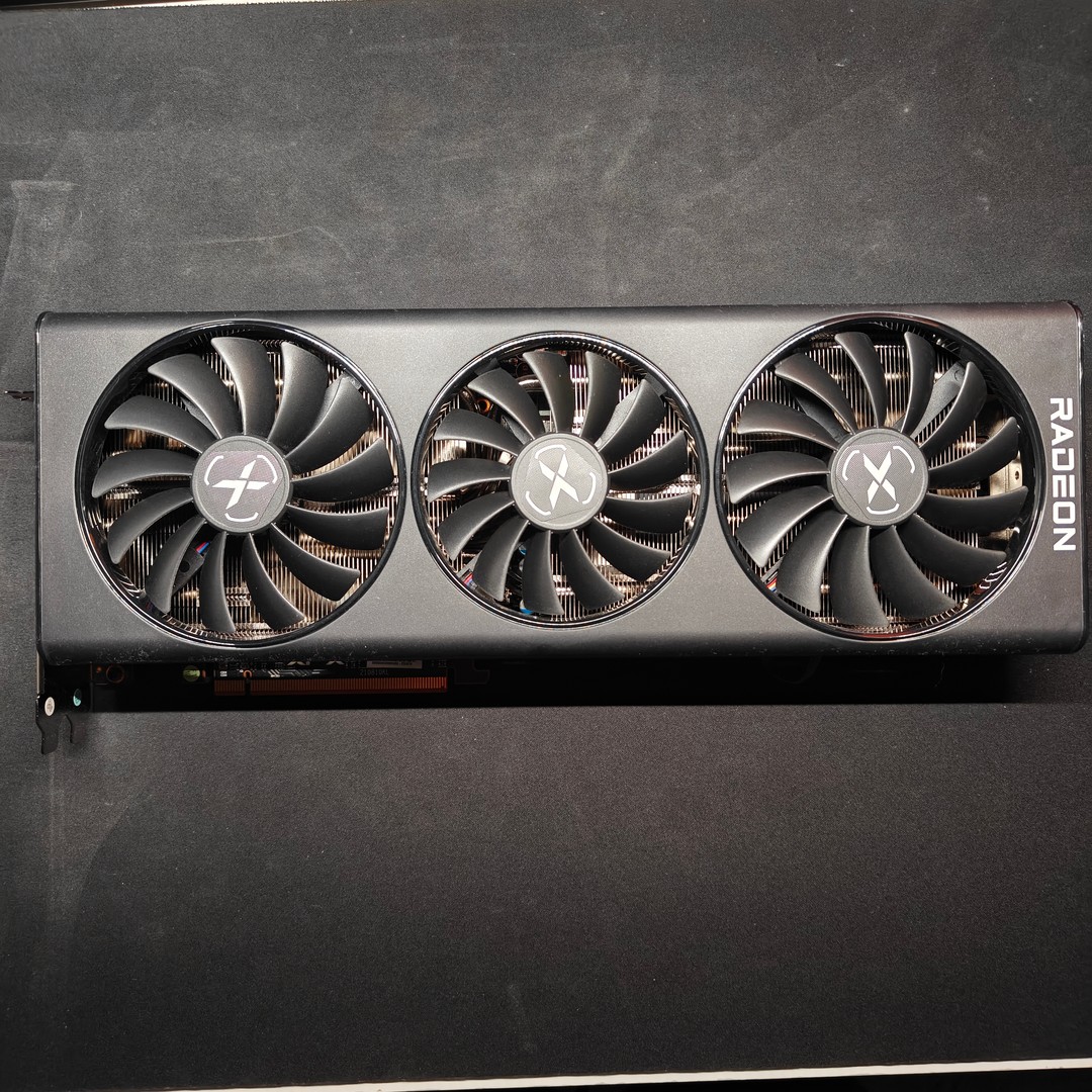 XFX SPEEDSTER SWFT 319 AMD Radeon RX 6800 CORE Gaming 16GB GDDR6