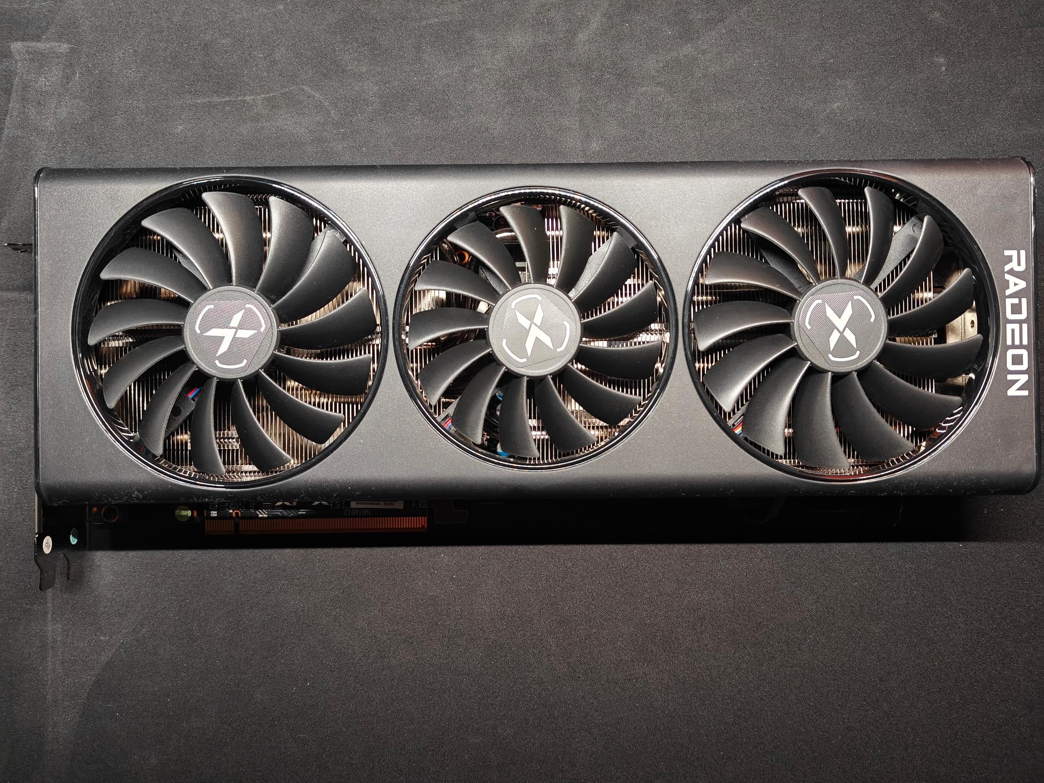 XFX SPEEDSTER SWFT 319 AMD Radeon RX 6800 CORE Gaming 16GB GDDR6 Graphics Card