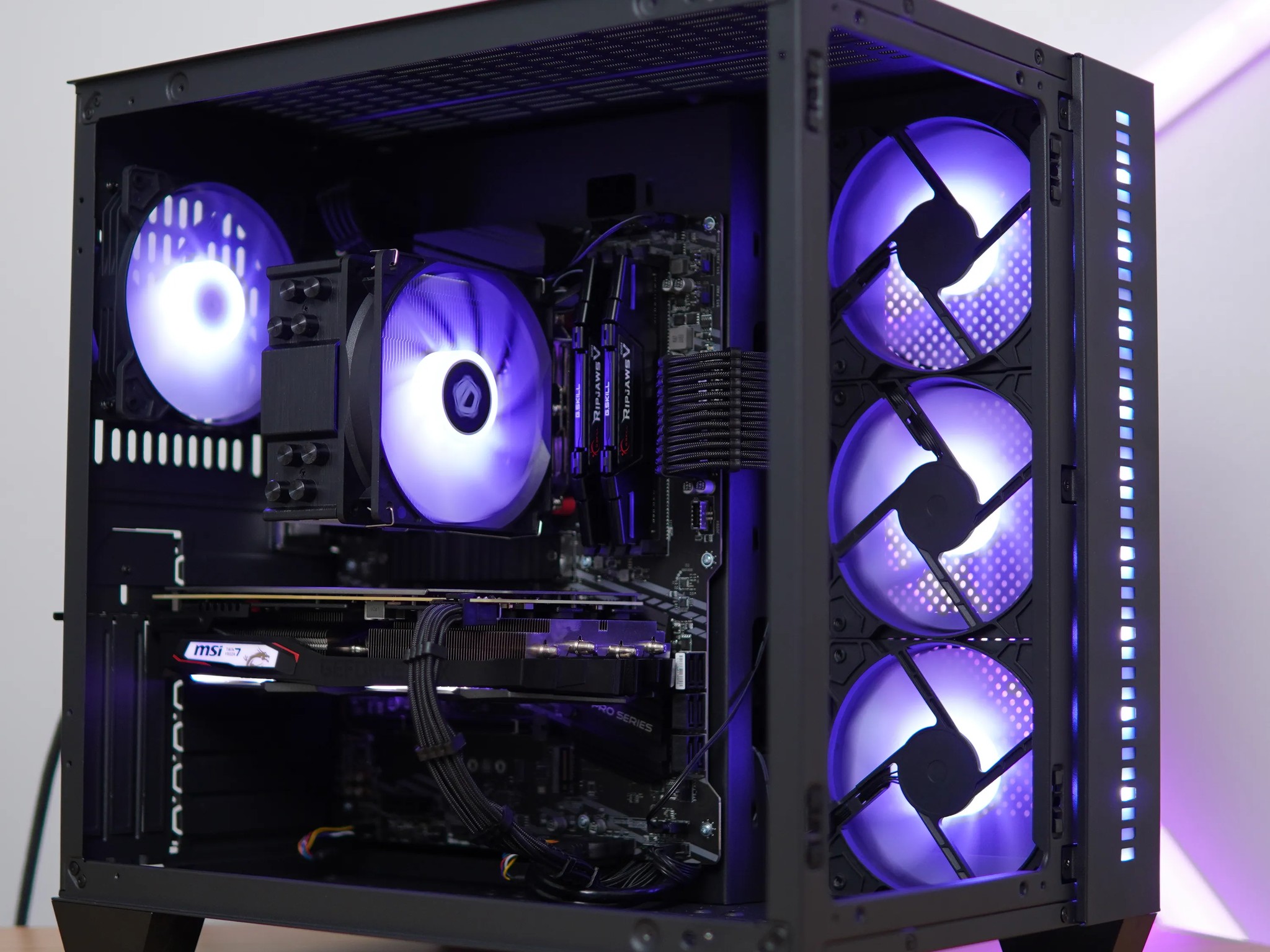 Gaming Pc (Ryzen 5 + Rtx 2060 + 16gb Ram)