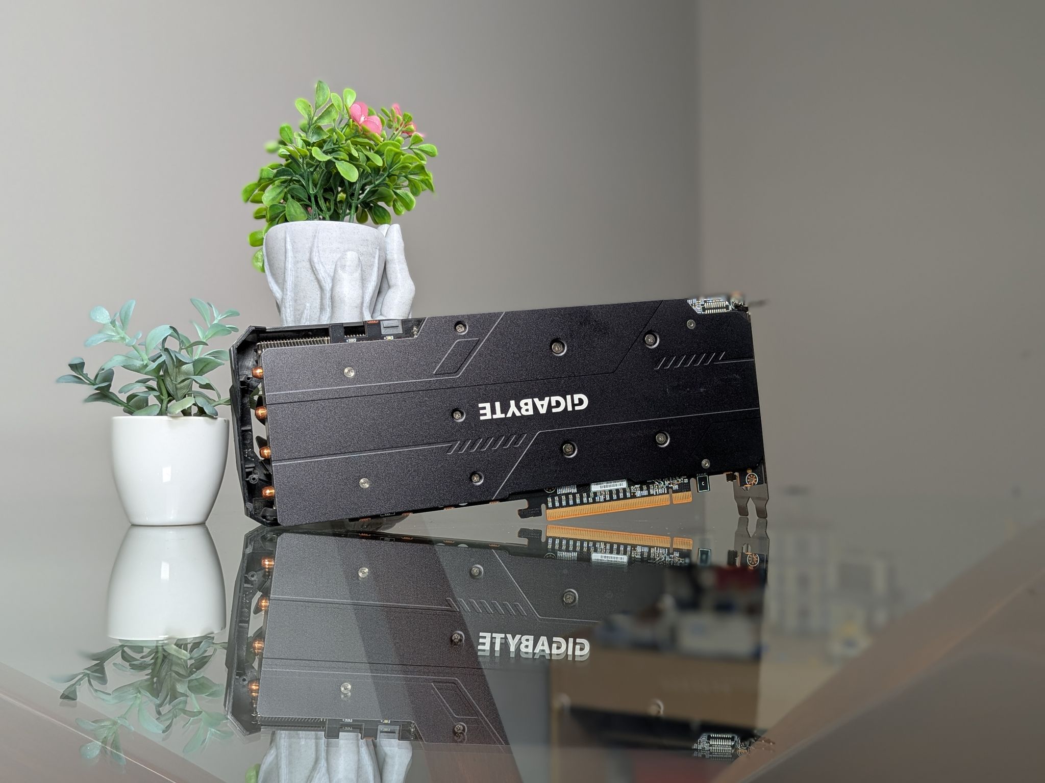 Gigabyte RX 5600XT | Please Read Description | Powers On | No Video signal