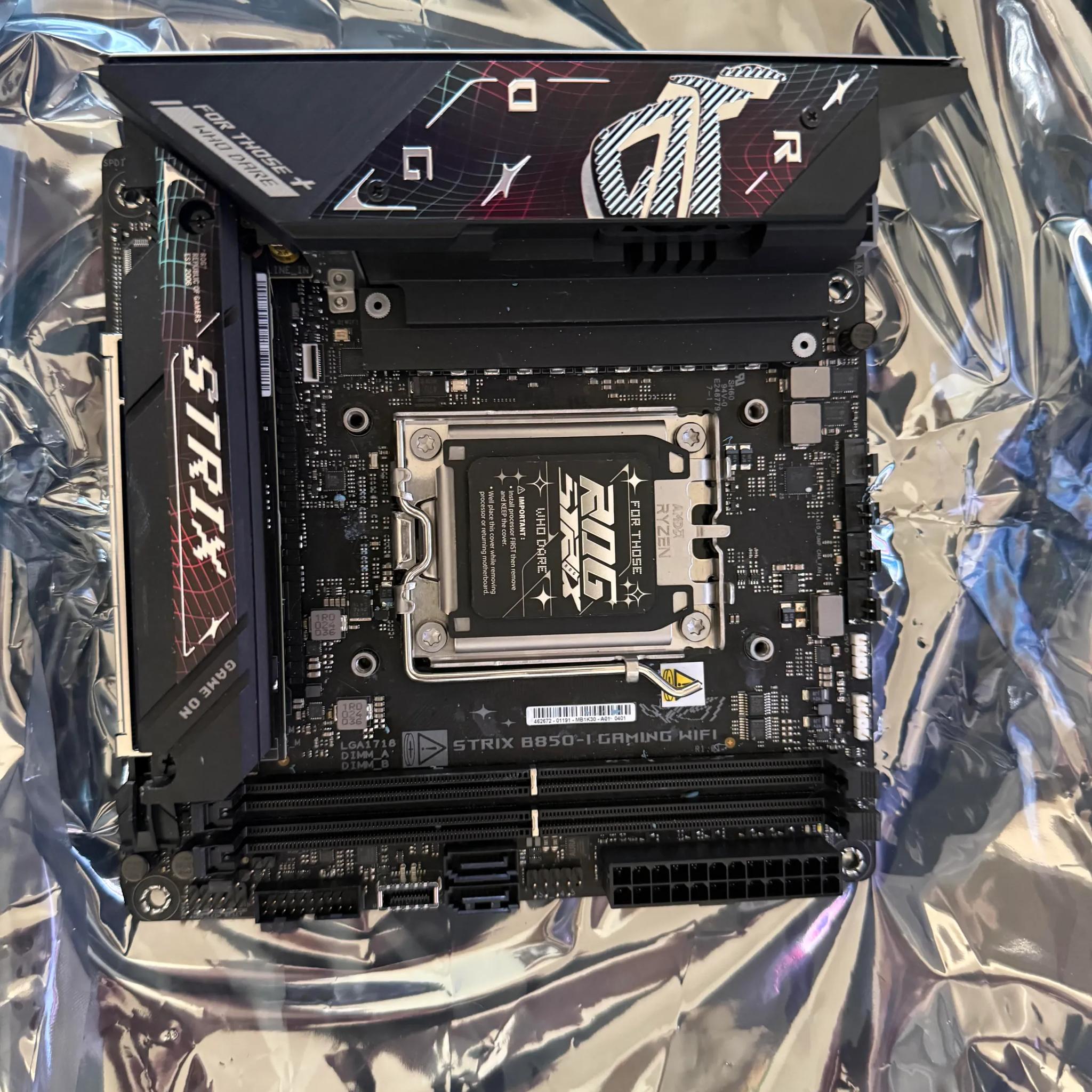 ROG STRIX B850-I GAMING WIFI