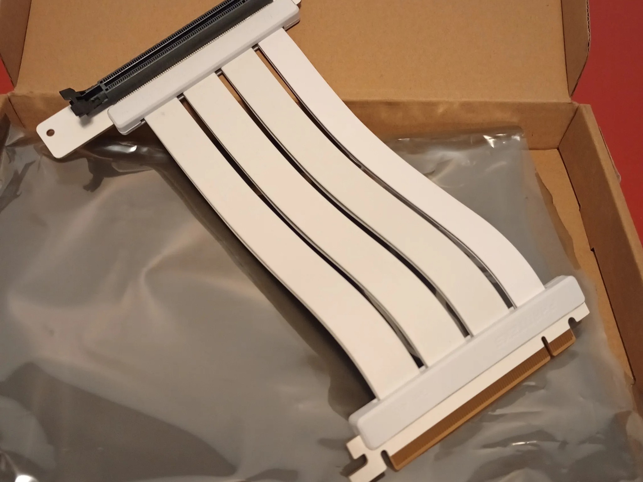 Phanteks Flatline Gen4 Riser