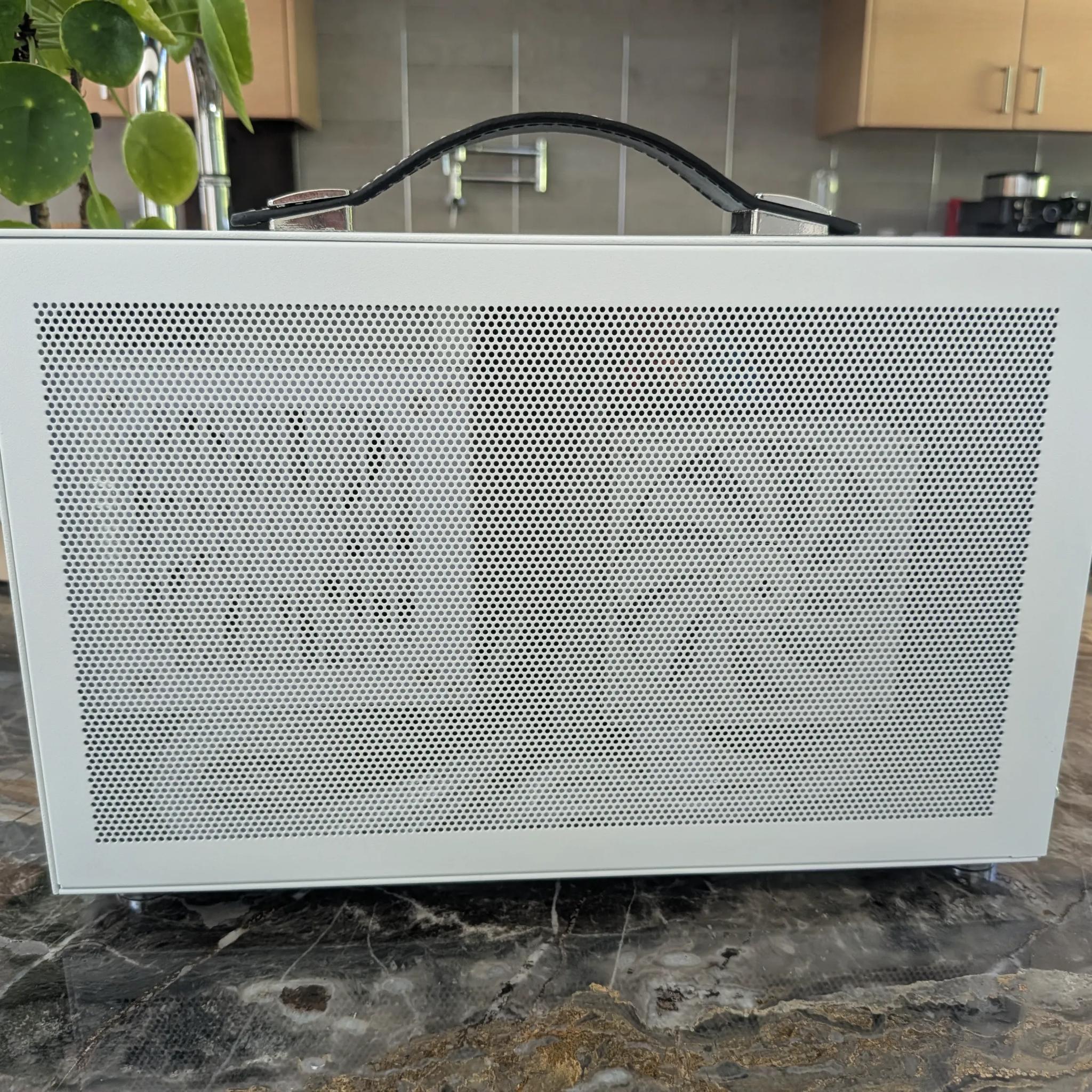 1440p Traveler - RX 9060 XT 16GB, Core i5 13400F, 32 GB DDR5, 2 TB Gen 4 NVME, RGB