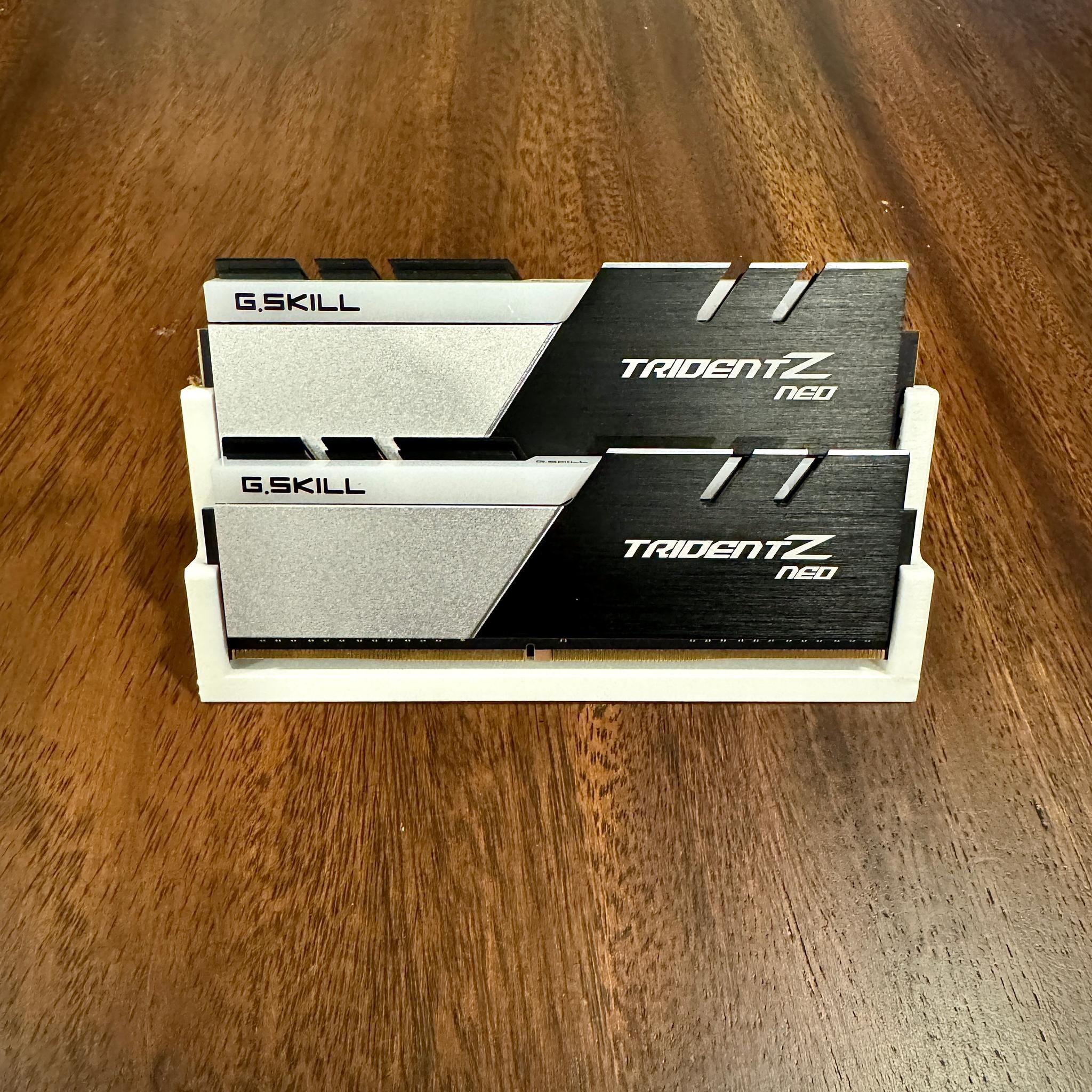 G.Skill Trident Z RGB 16 GB (2 x 8 GB) DDR4-3600 CL18 Memory