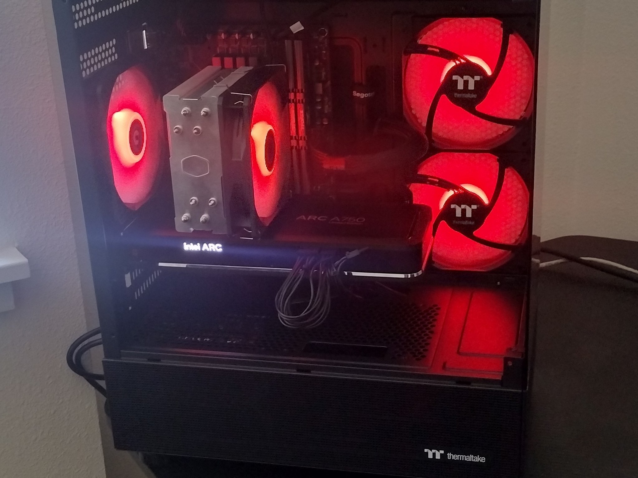 Budget Gaming PC, Limited Edition INTEL ARC A750, Intel i5 12400F, 16 GB RAM, 1 TB, Wifi, Bluetooth