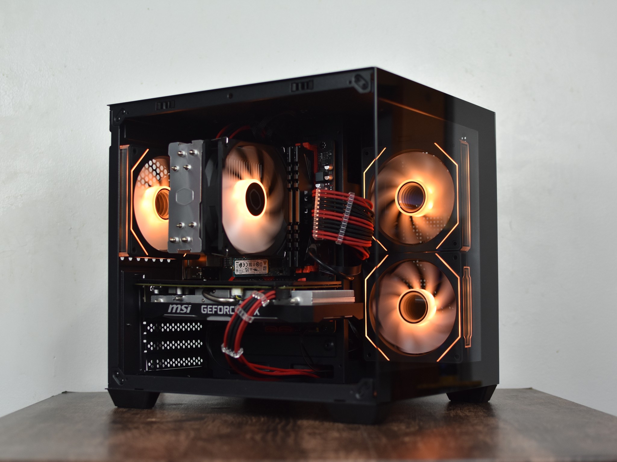 🖤Black & Red❤️ Budget Gaming PC (Ryzen 5 3600 + RTX 2060 Super + 16gb of ram)