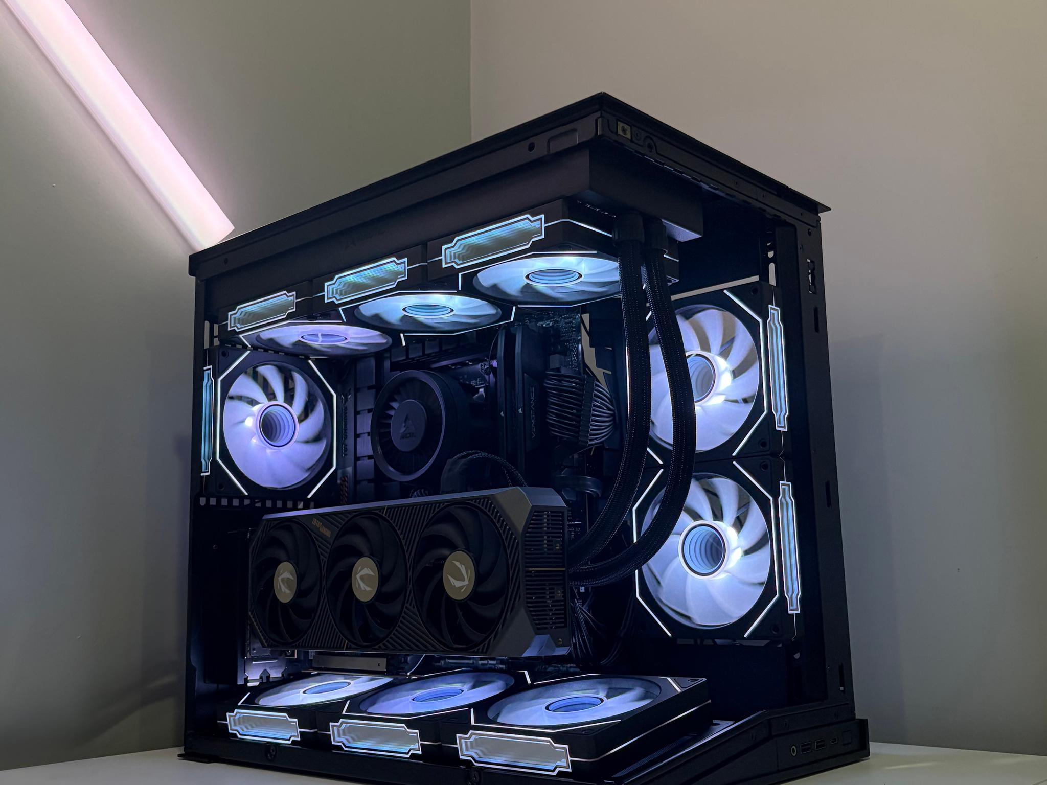 RTX 5070 Ti | Ryzen 7 9800X3D | 32GB DDR5 RAM | 2TB SSD | Gaming PC