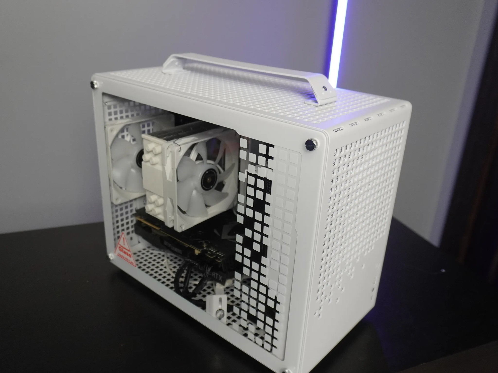 🤍AESTHETIC/PORTABLE🤍 RTX Machine 💚 RTX 2070 Super 8GB 🧡 Ryzen 5 5600 | 16GB RAM | 1TB NVME