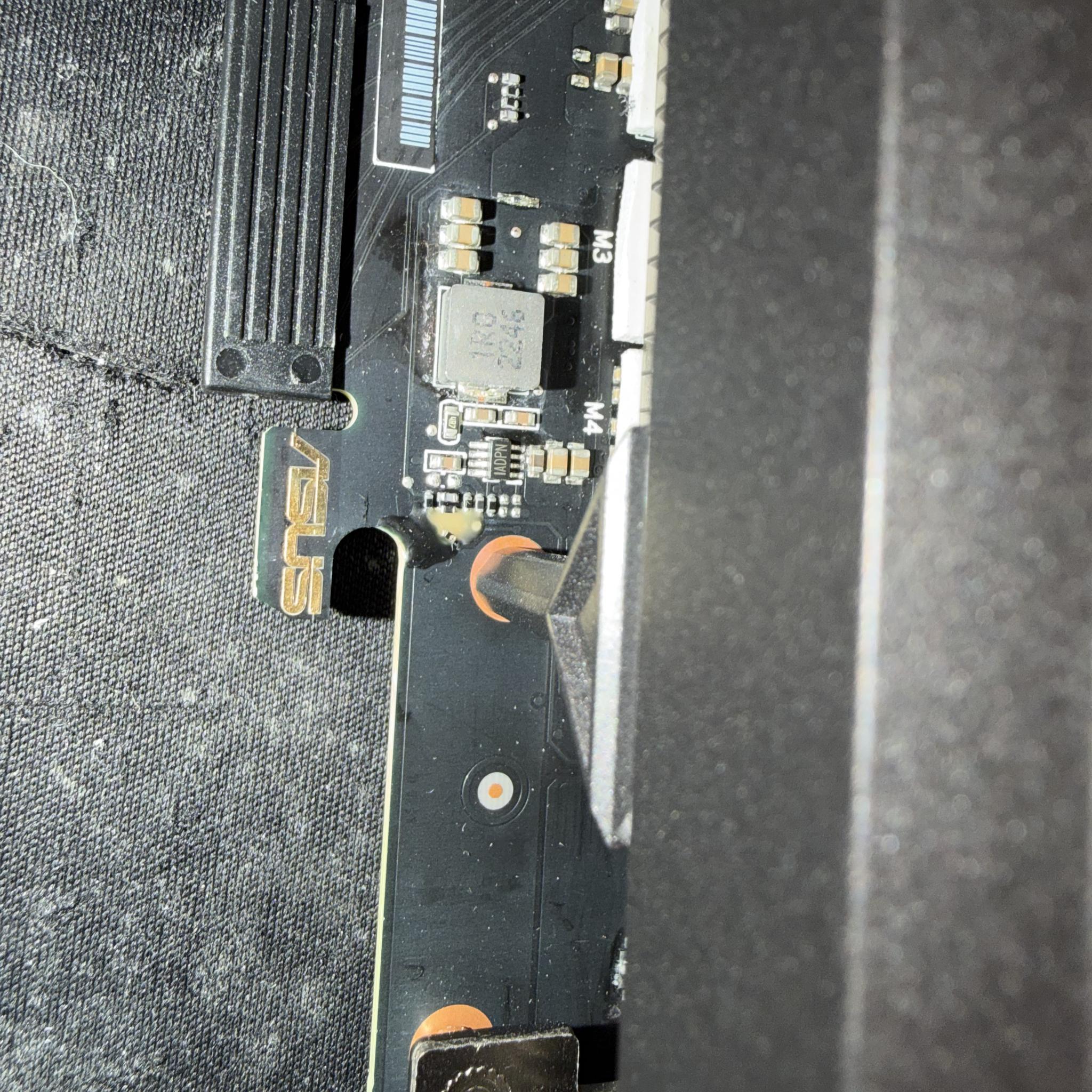 ASUS TUF GAMING GeForce RTX 4070 Ti
