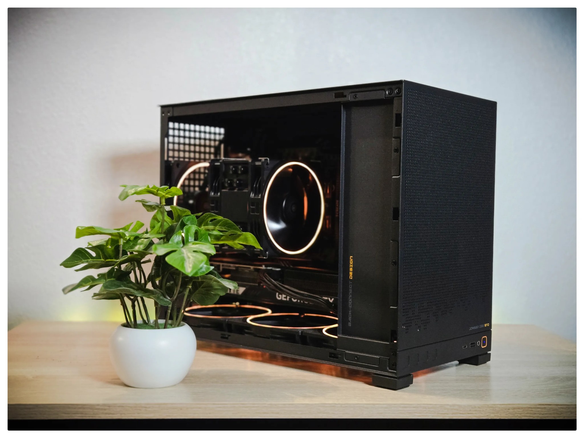 RTX 5070 | Ryzen 5 8400F | RGB Gaming PC