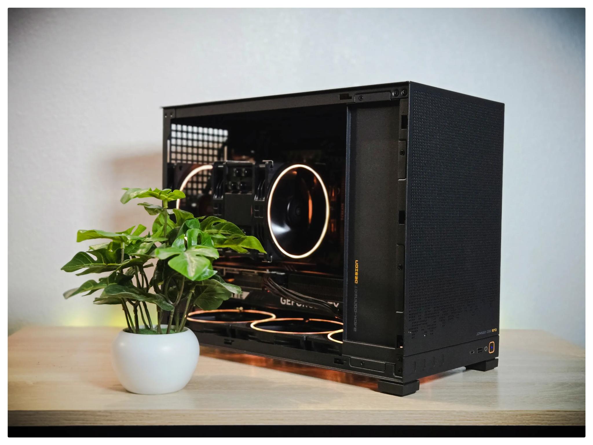 RTX 5070 | Ryzen 5 8400F | RGB Gaming PC