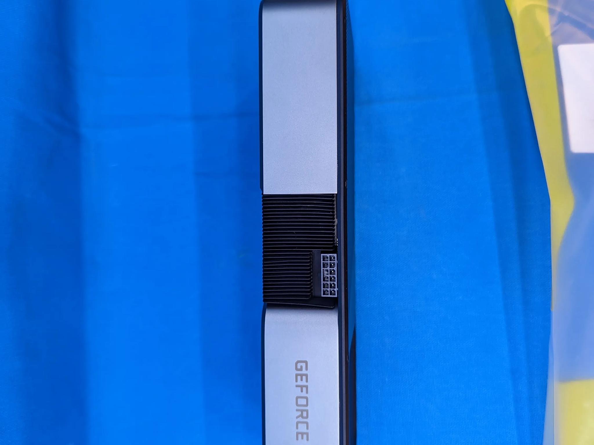 NVIDIA GeForce RTX 3070 Founders Edition 8GB GDDR6 PCIe 4.0 x16 Desktop GPU 