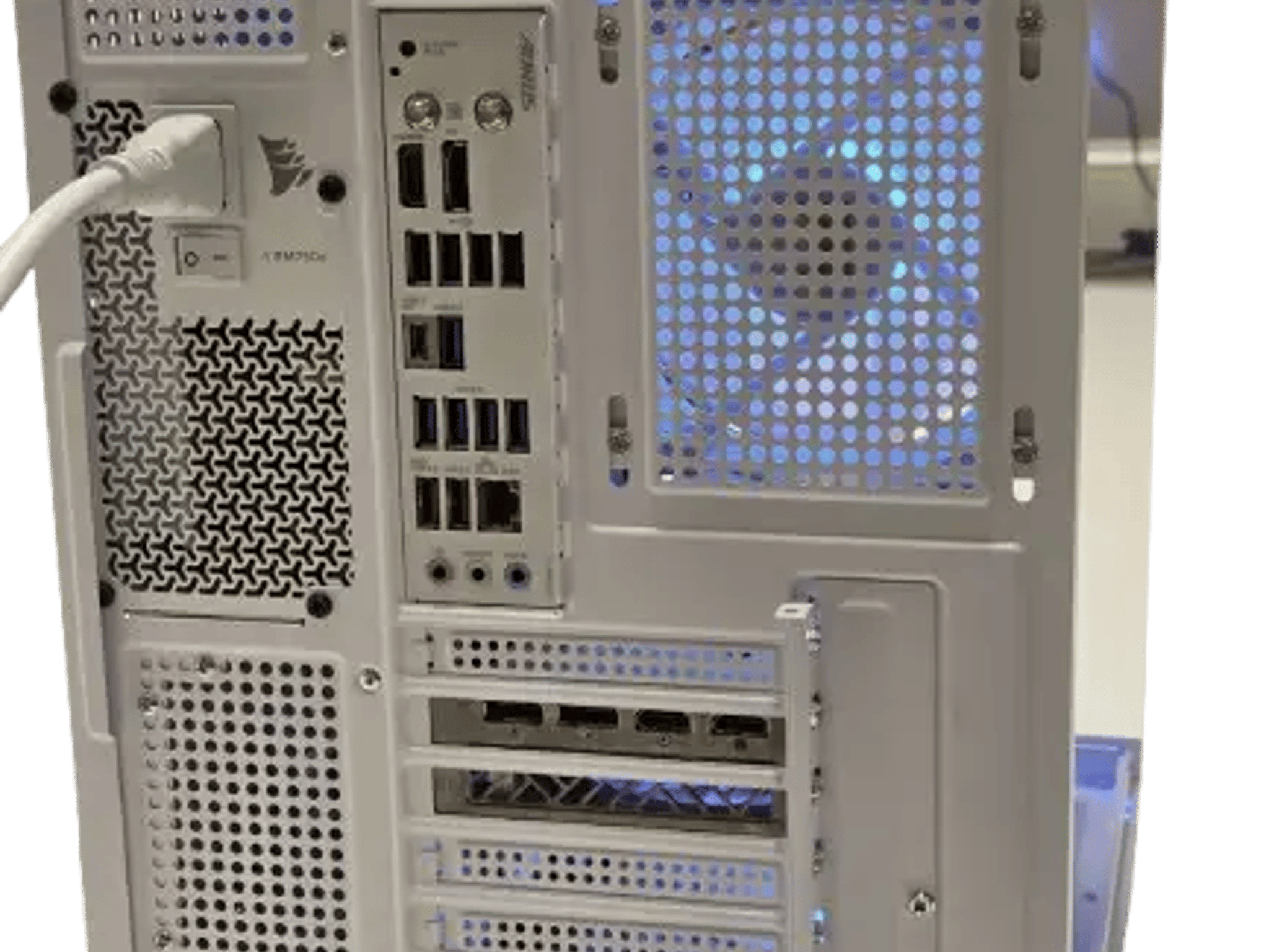 Alemoly #0002 — High-Performance 1440p / 4k White Gaming PC
