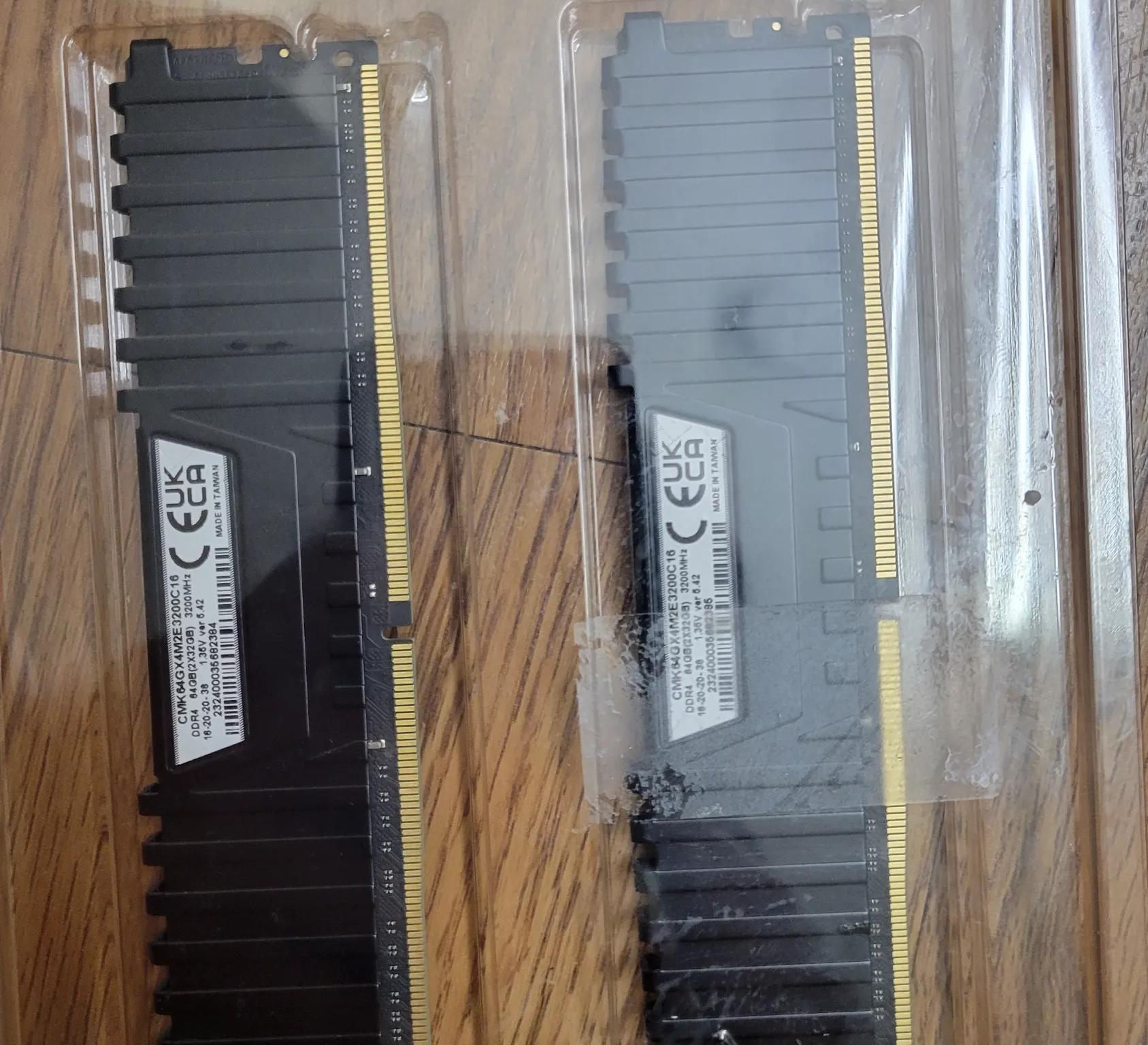 CORSAIR VENGEANCE LPX DDR4 RAM 64GB (2x32GB) 3200MHz