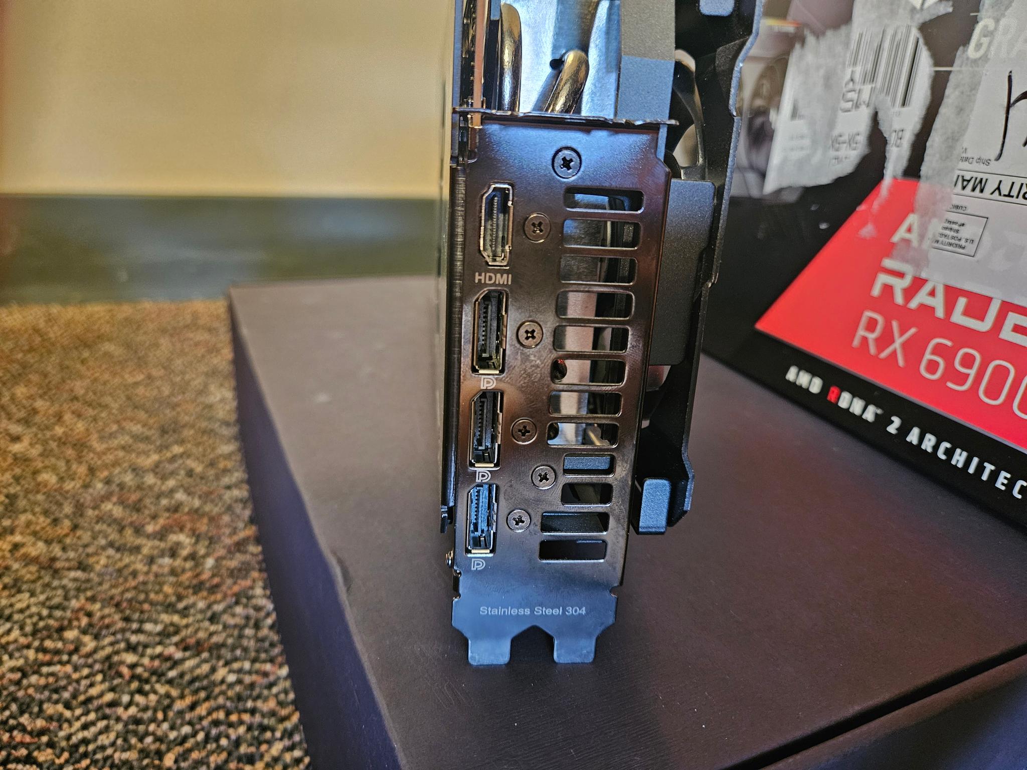 Asus TUF Gaming TOP Radeon RX 6900 XT