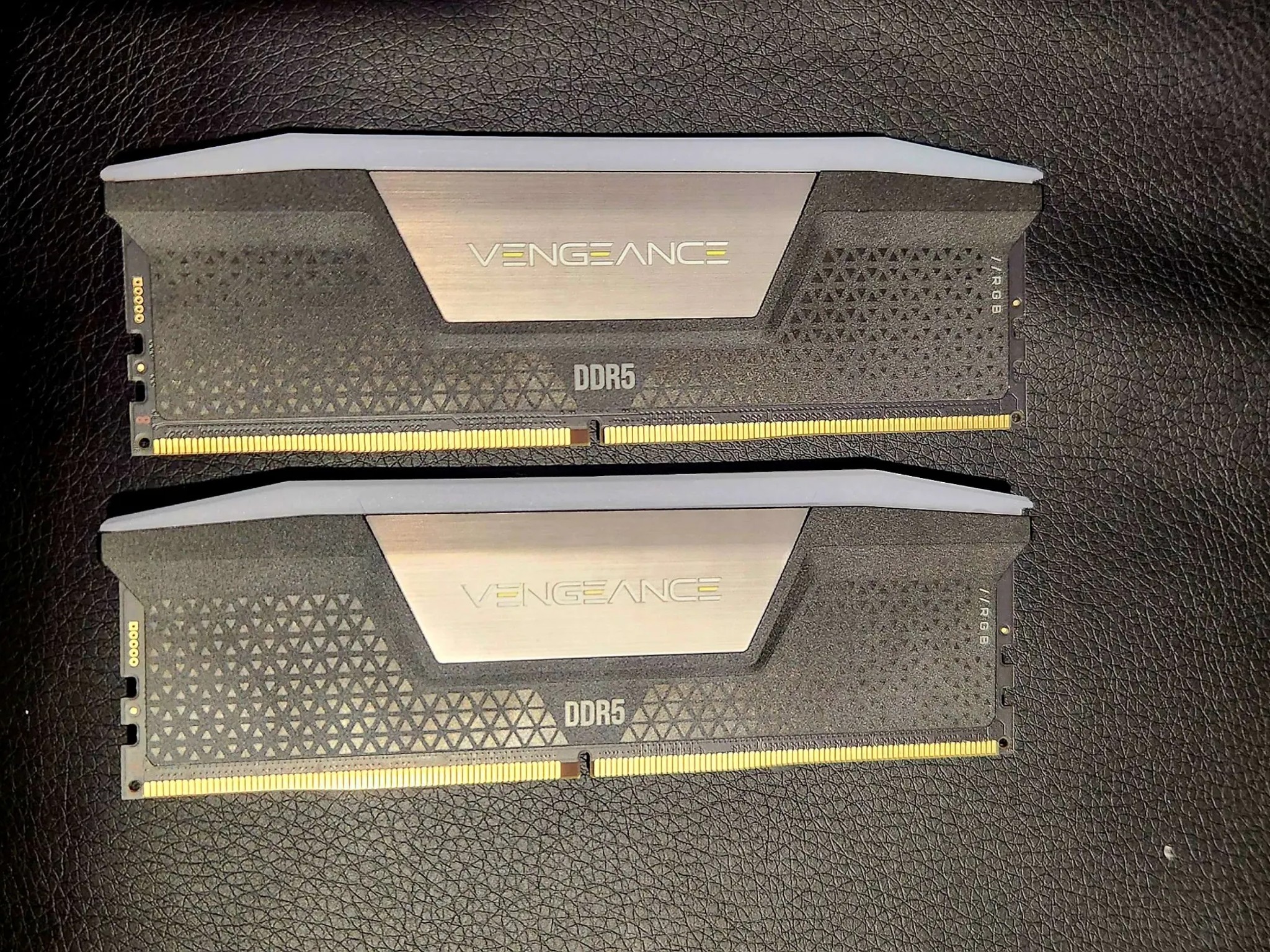 CORSAIR VENGEANCE RGB DDR5 RAM 32GB (2x16GB) 6000MHz CL 36-36-36-76 at 1.35V Intel XMP