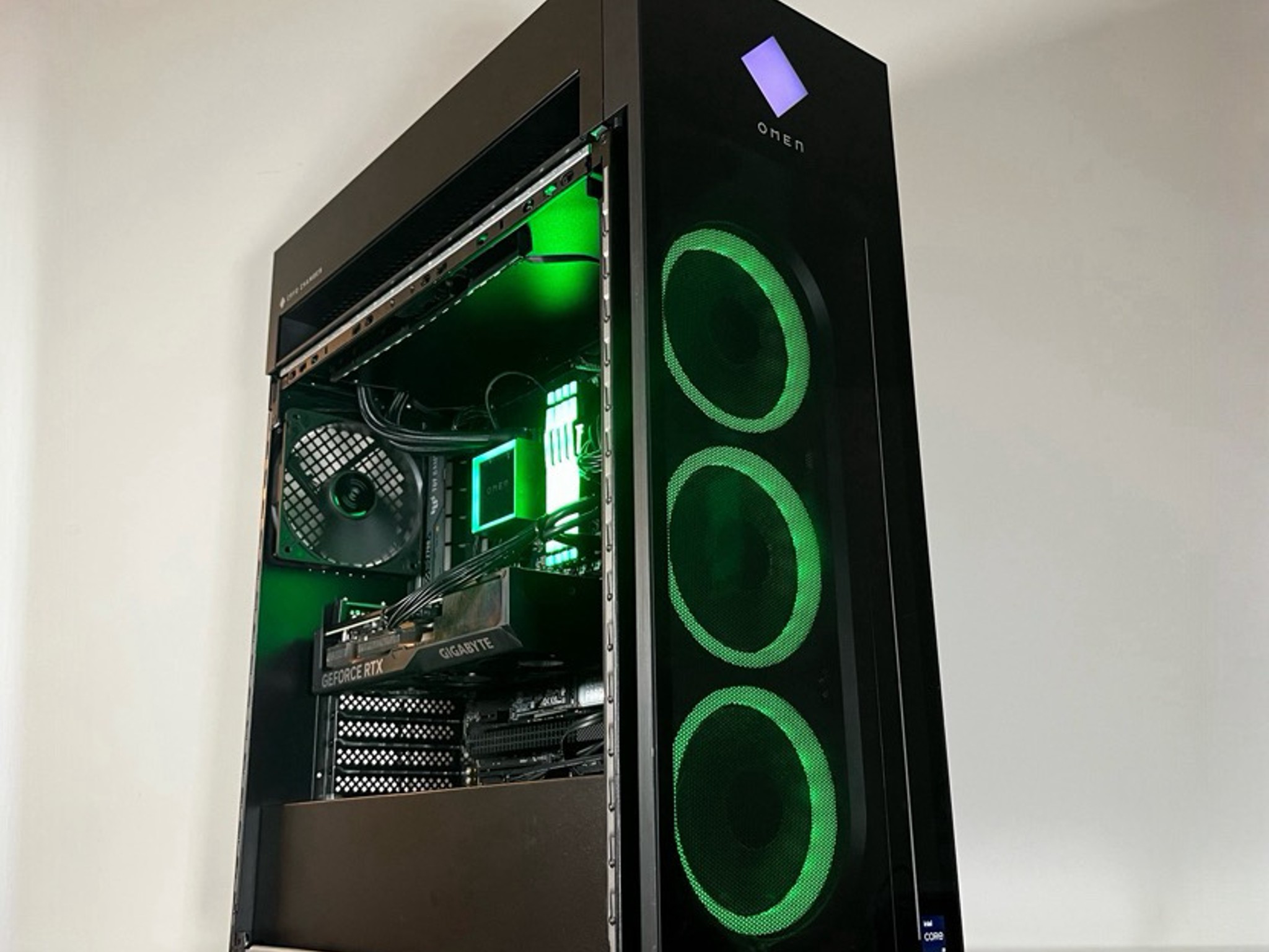 ⚡4K BEAST⚡i9 13900KF | 64GB RAM | 6TB Storage | RTX 4070 Super | Liquid Cooled