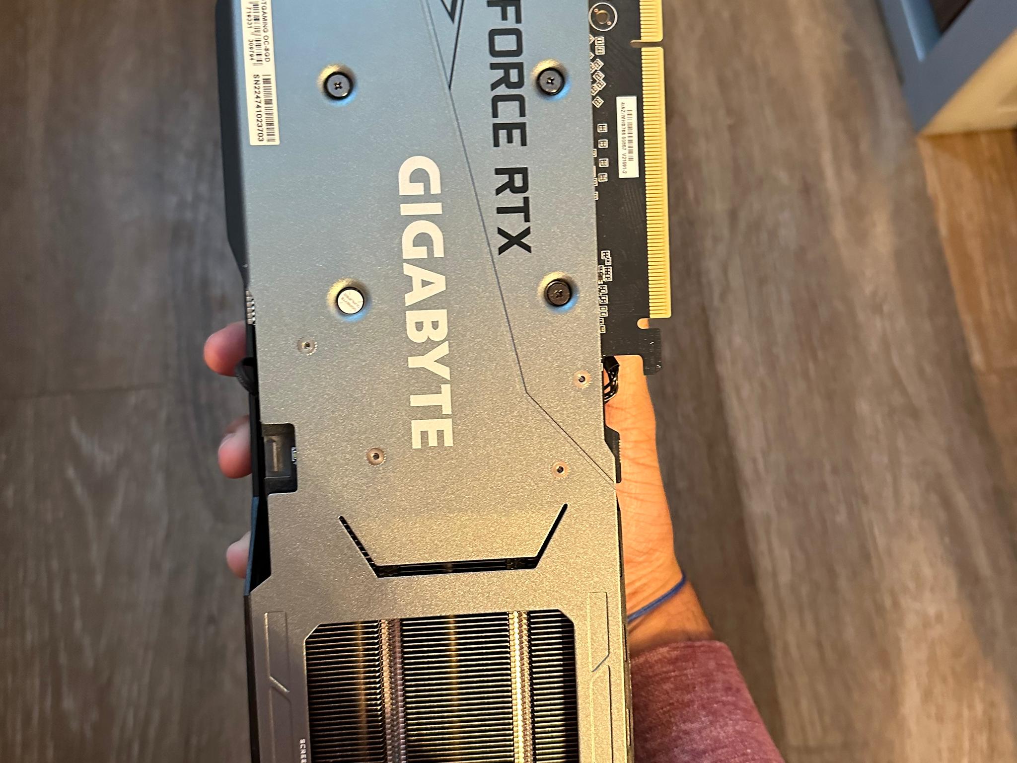 RGB GIGABYTE 3060ti!!