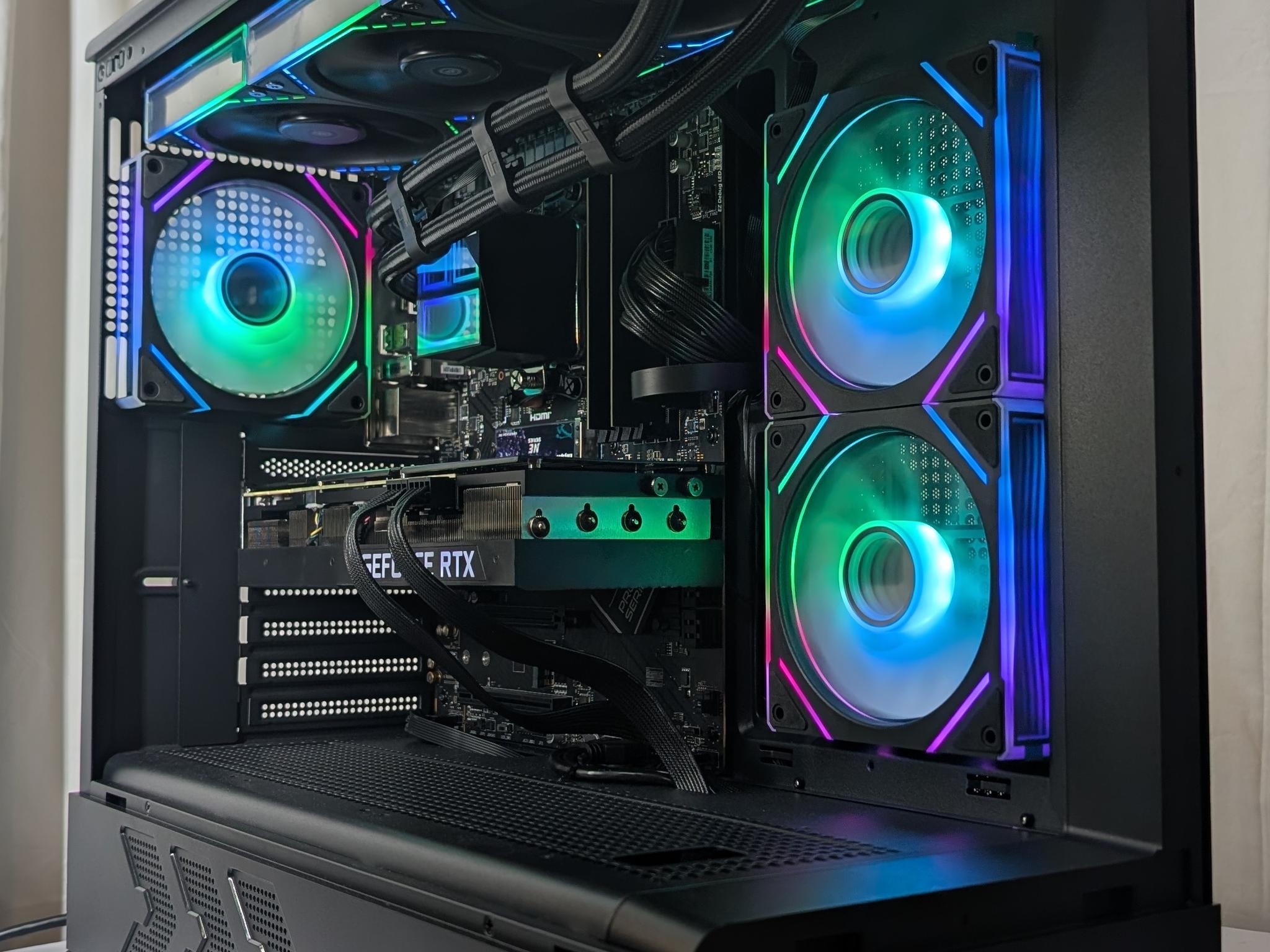 RTX 3090 | RYZEN 5 7600X | 16GB DDR5 | 1TB NVME | 1000W PSU