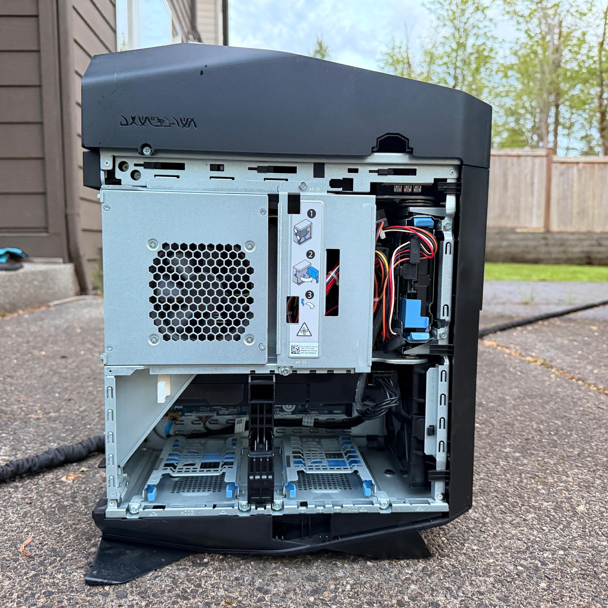 Gaming PC – GTX 1080 / i7-8700K / 16GB RAM / 3TB Storage | Fortnite, Warzone, GTA V |