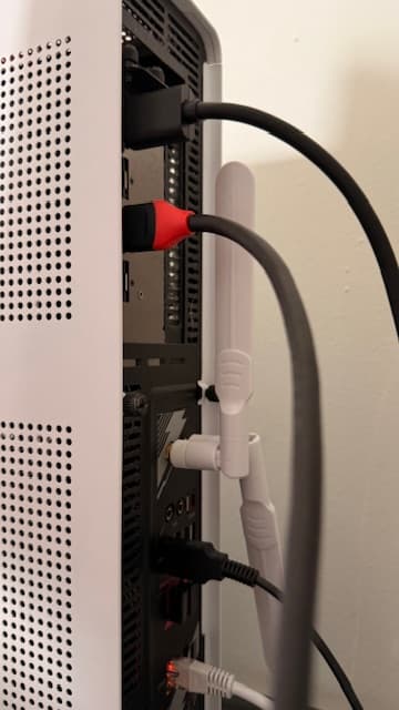 Small Form Factor Gaming PC! AMD Ryzen 7 7700X and AMD Radeon RX 6750 XT with 32 GB of DDR5 RAM!