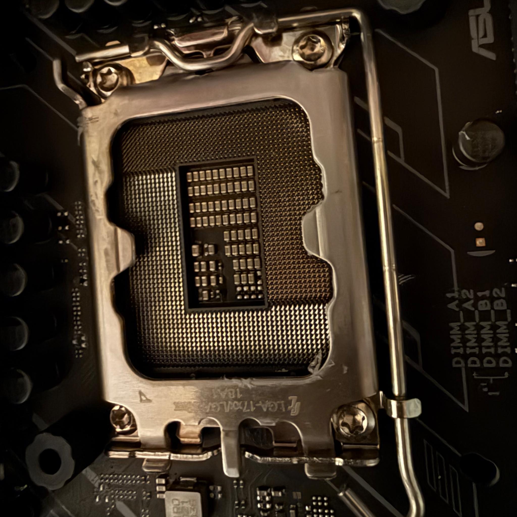 Intel i9-12900ks+Asus Z690+64gb 4000mhz