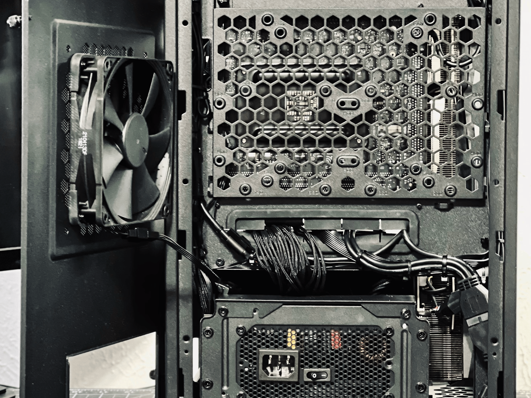 New ITX Gaming PC | Ryzen 5600X | RTX 3070 | 32GB RAM | 2TB Gen 4 NVMe 