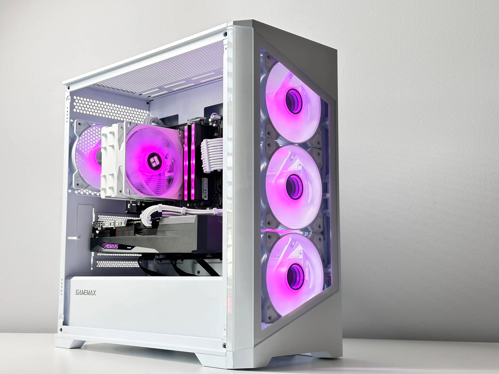 🧊Iceberg🧊Nvidia RTX 3060 Ti 8GB🌨️AMD Ryzen 5 5600X 6Core🌨️32GB DDR4🌨️ 1TB SSD NVME
