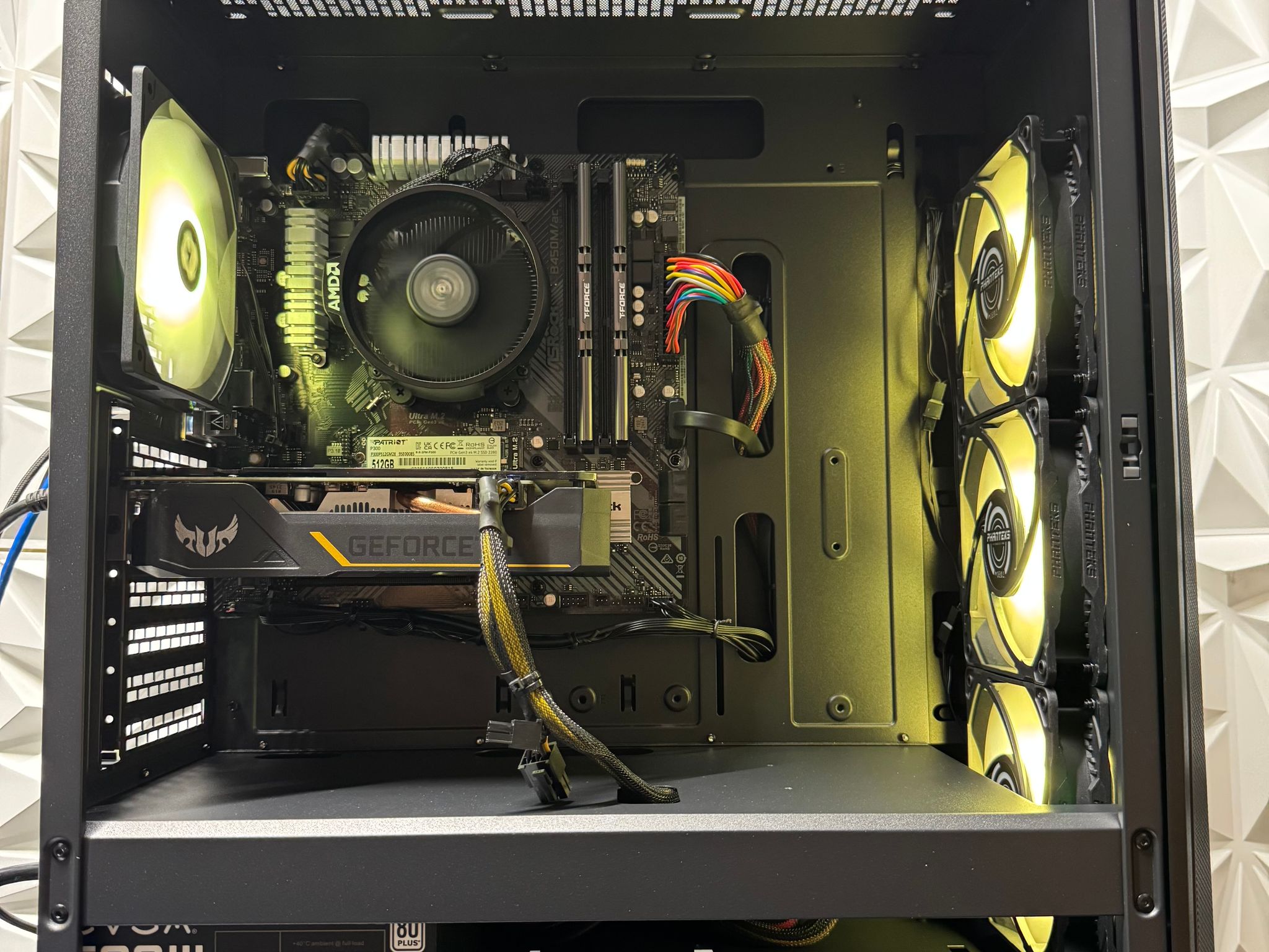 Gaming Pc / GTX 1660 Super / Ryzen 5 2600 / 16GB DDR4 Ram / 512GB SSD /