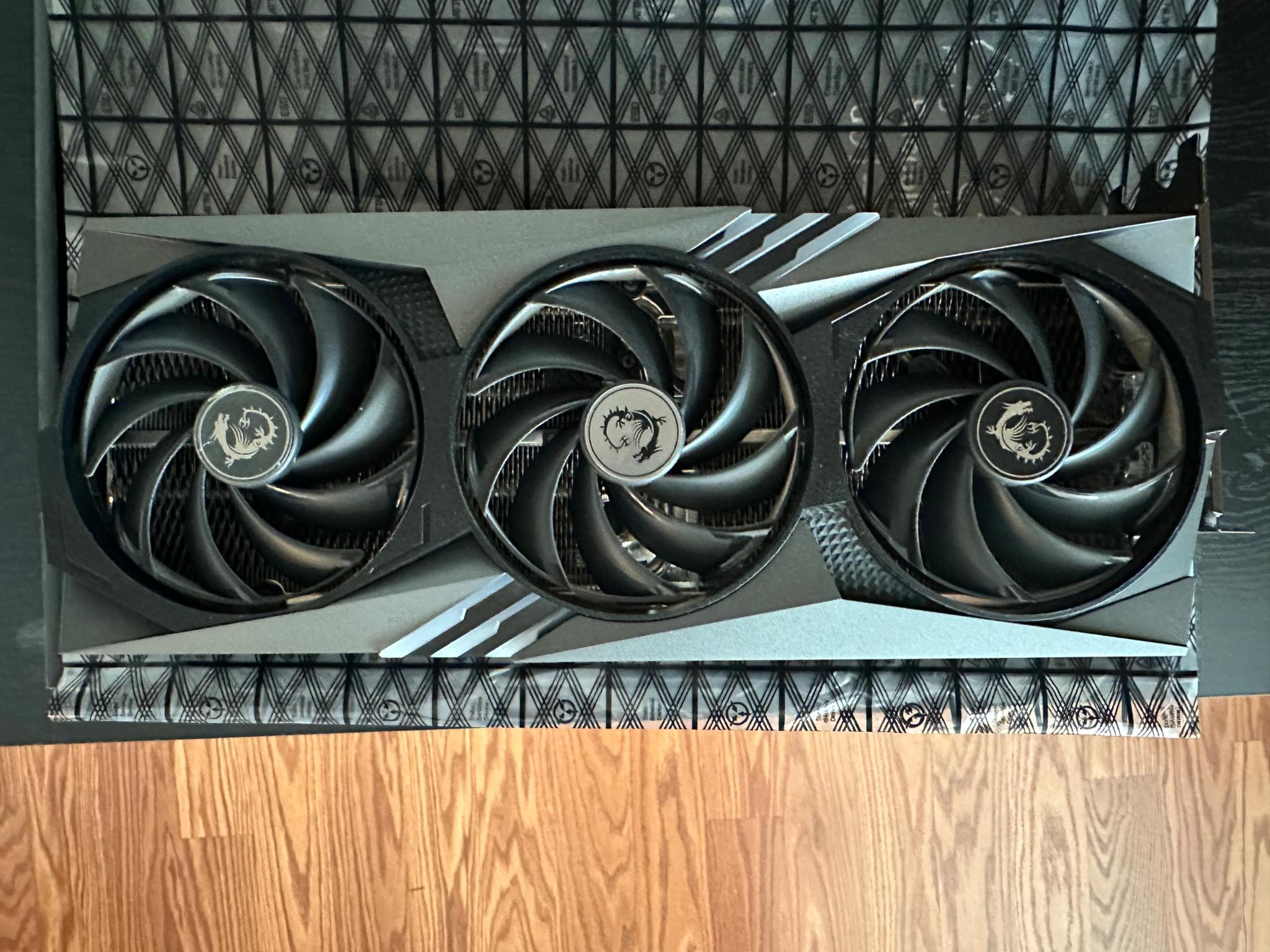 MSI NVIDIA GeForce RTX 4090 Gaming Trio 24GB GDDR6X