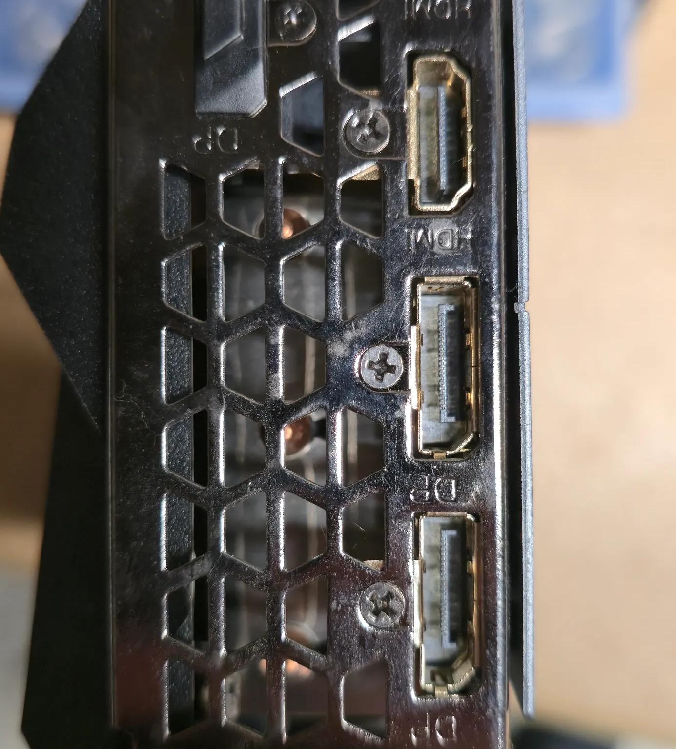 Gigabyte GeForce RTX 3090 Gaming OC 24G – Triple Fan GPU