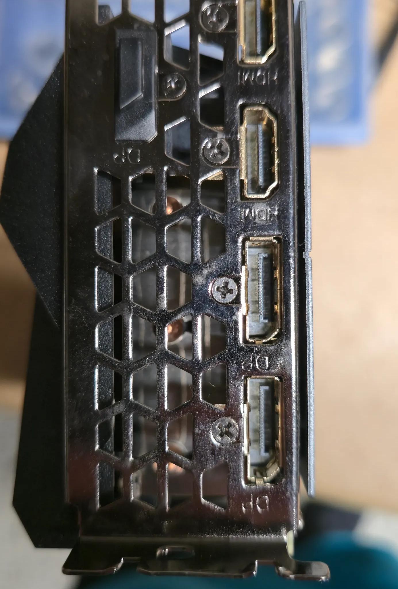 Gigabyte GeForce RTX 3090 Gaming OC 24G – Triple Fan GPU