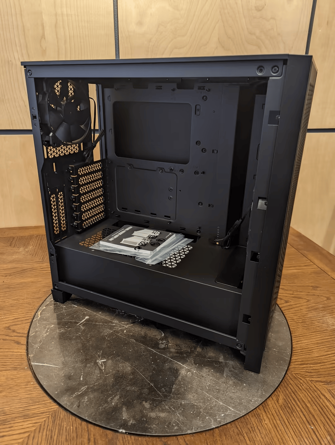 Like New Open Box Corsair 4000D Airflow - Black