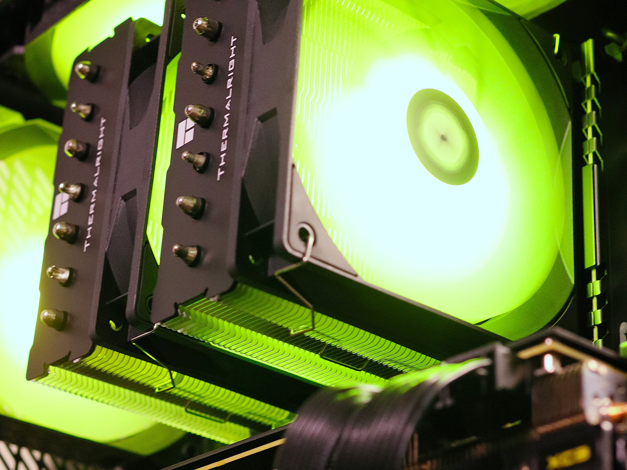 👤Emerald Shadow💍| Ryzen 7 3800X | RTX 3070 | 32GB DDR4 | 1TB NVMe |