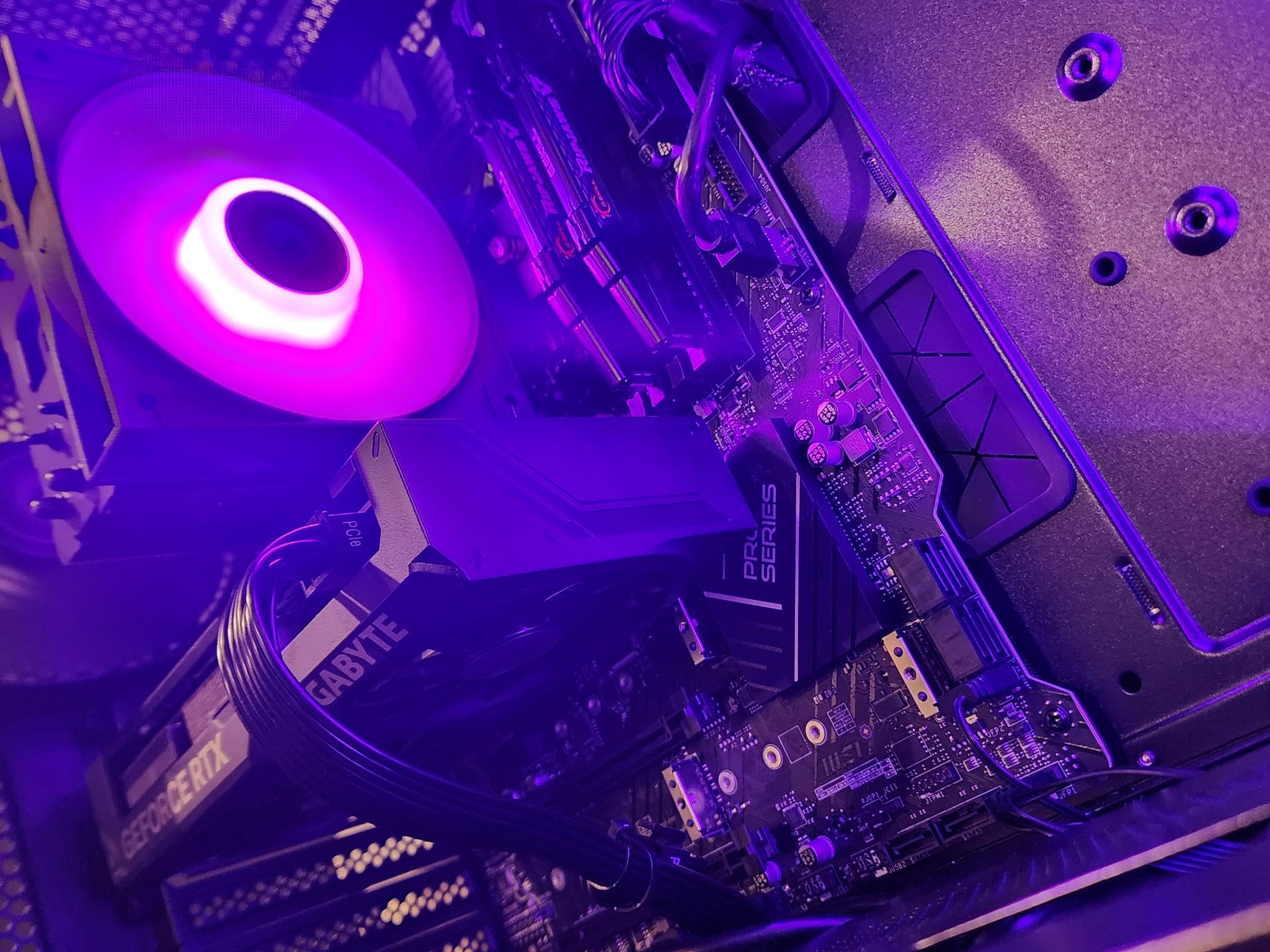 Nvidia RTX 4060 Ti / i5-12600KF / 16GB DDR4 / 1TB NVMe SSD